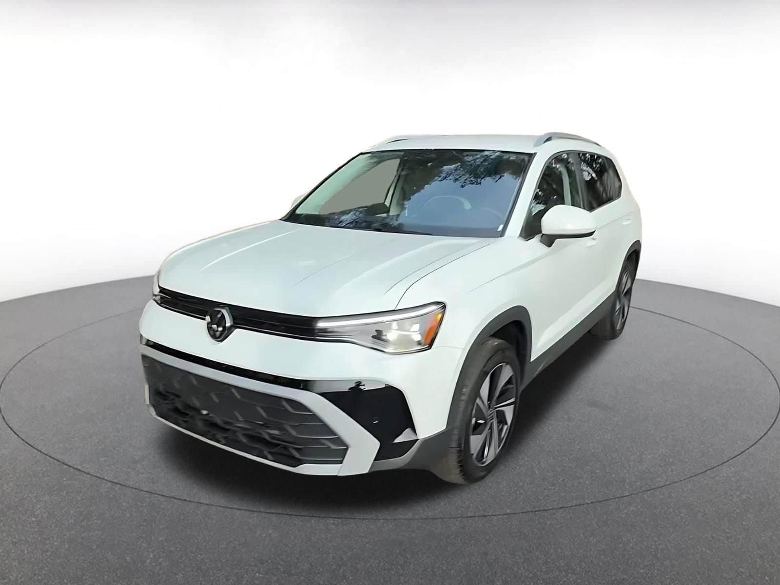 Thumbnail: 2025 Volkswagen Taos - 7