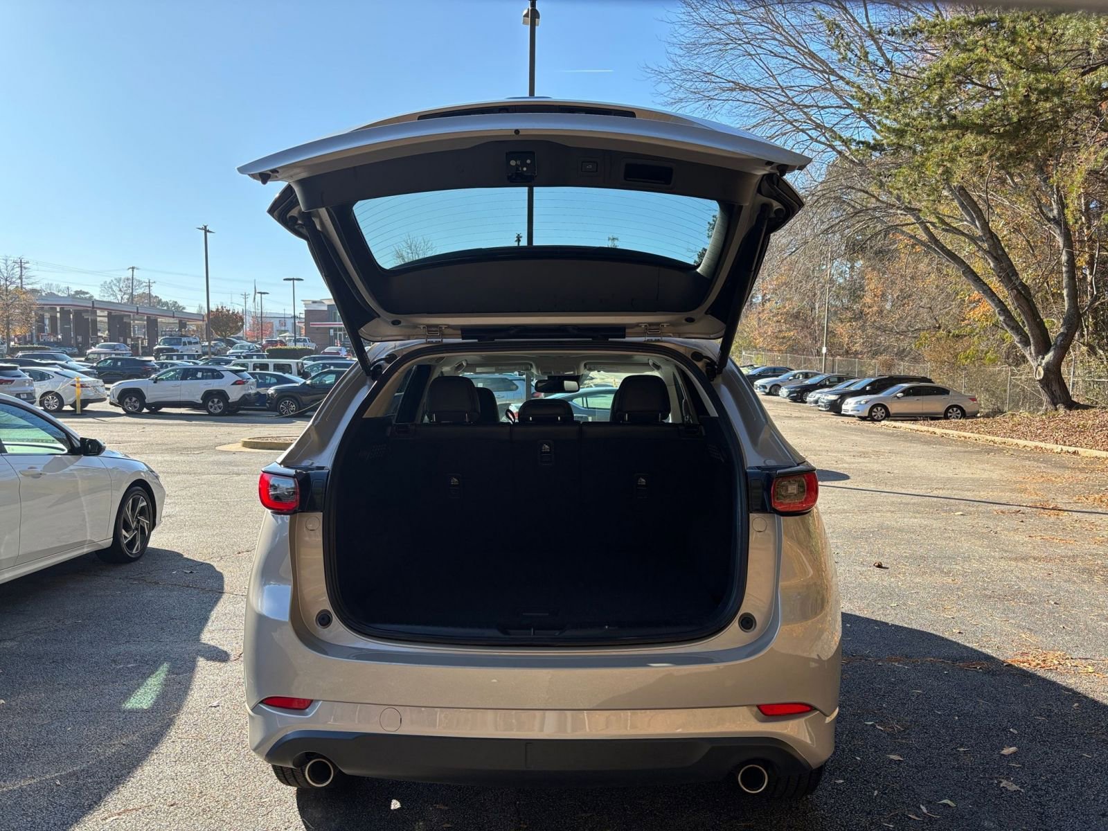 Thumbnail: 2025 Mazda CX-5 - 31