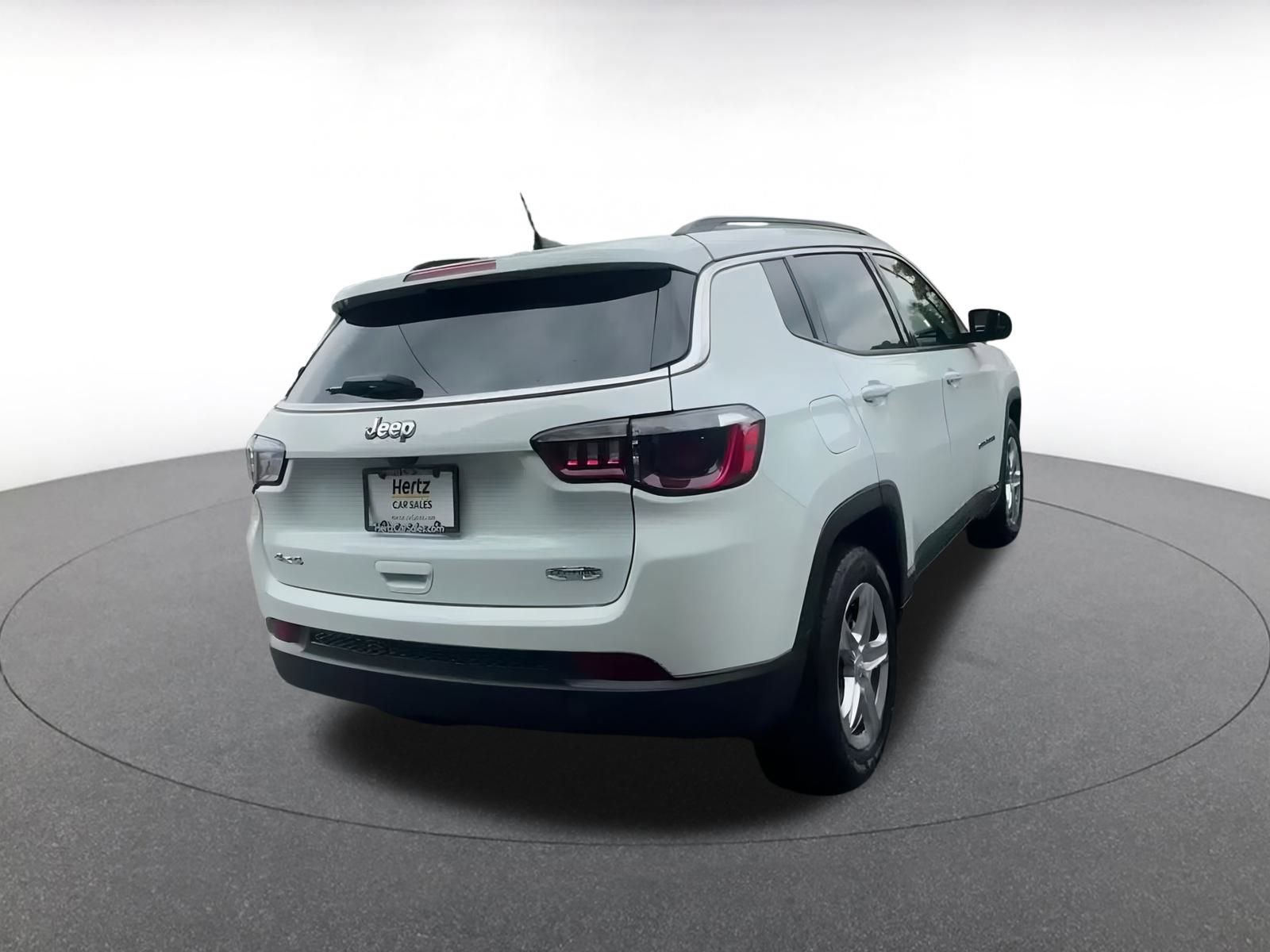 Thumbnail: 2023 Jeep Compass - 13