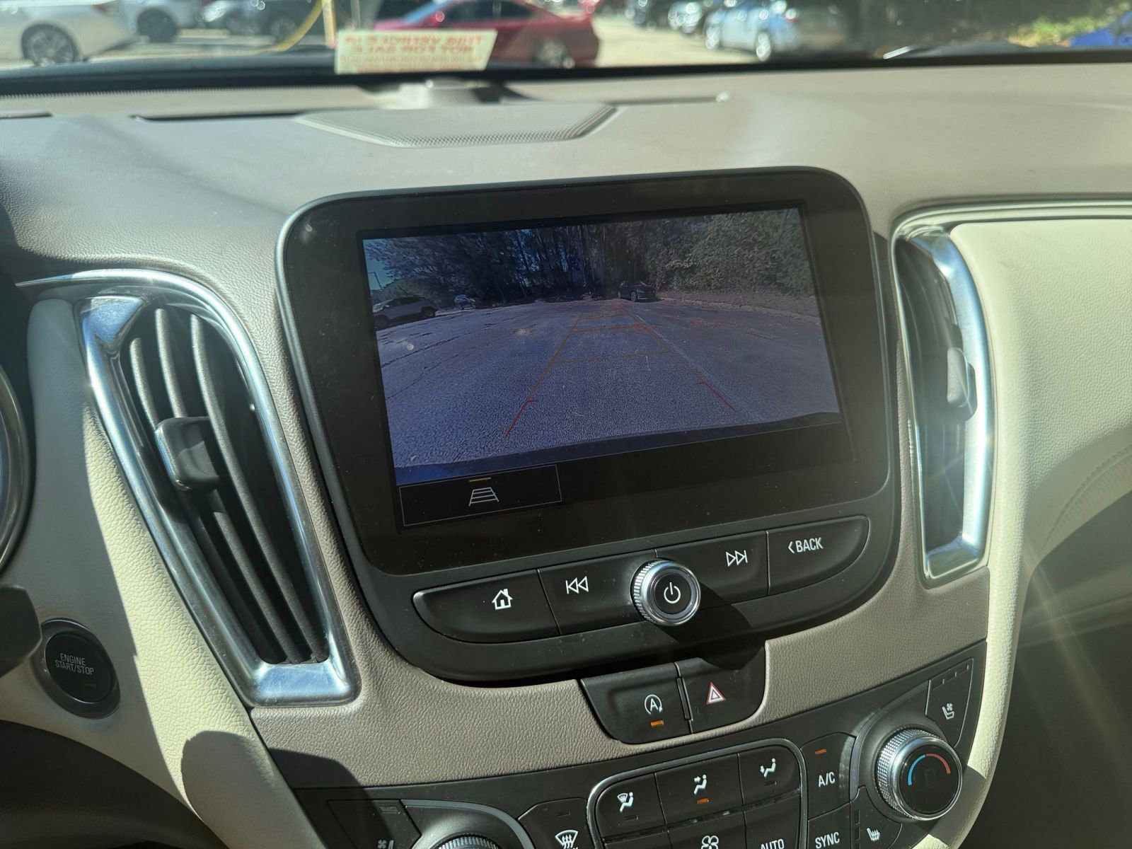 Thumbnail: 2024 Chevrolet Malibu - 17