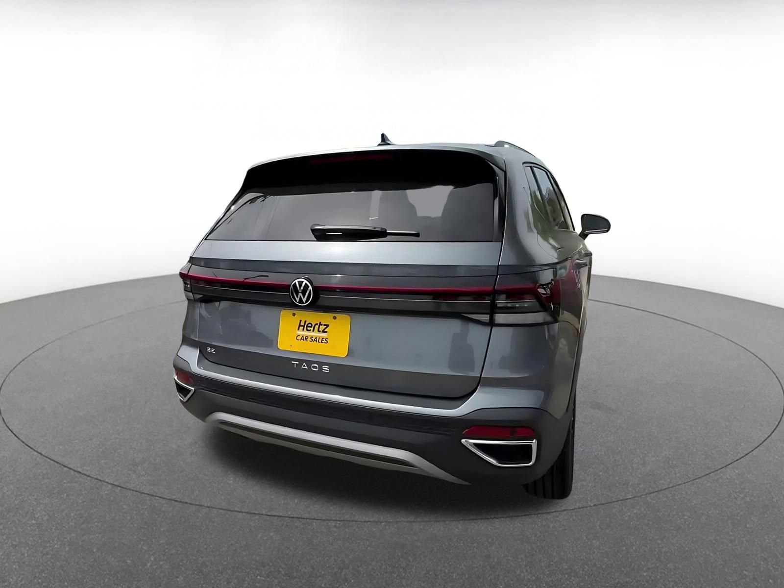 Thumbnail: 2025 Volkswagen Taos - 15