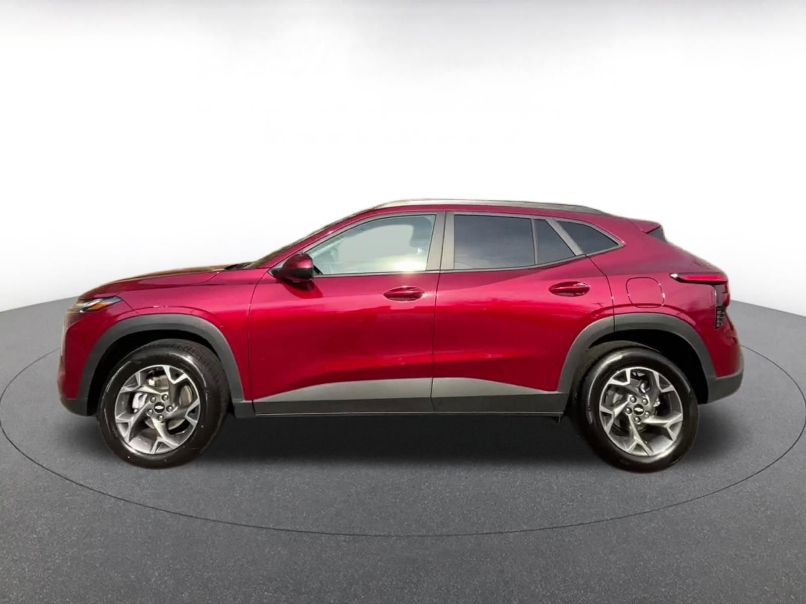 Thumbnail: 2025 Chevrolet Trax - 9