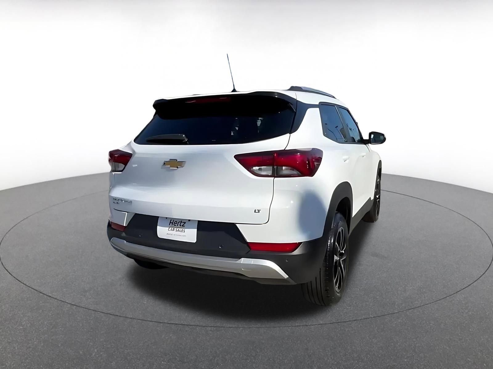 Thumbnail: 2025 Chevrolet TrailBlazer - 15