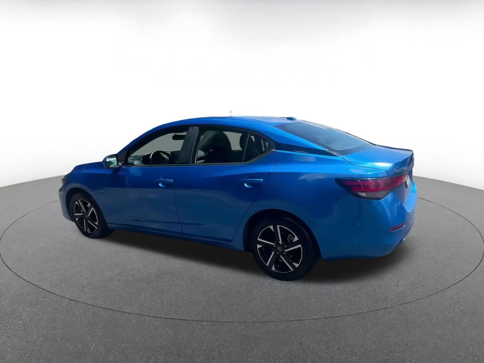 Thumbnail: 2024 Nissan Sentra - 10