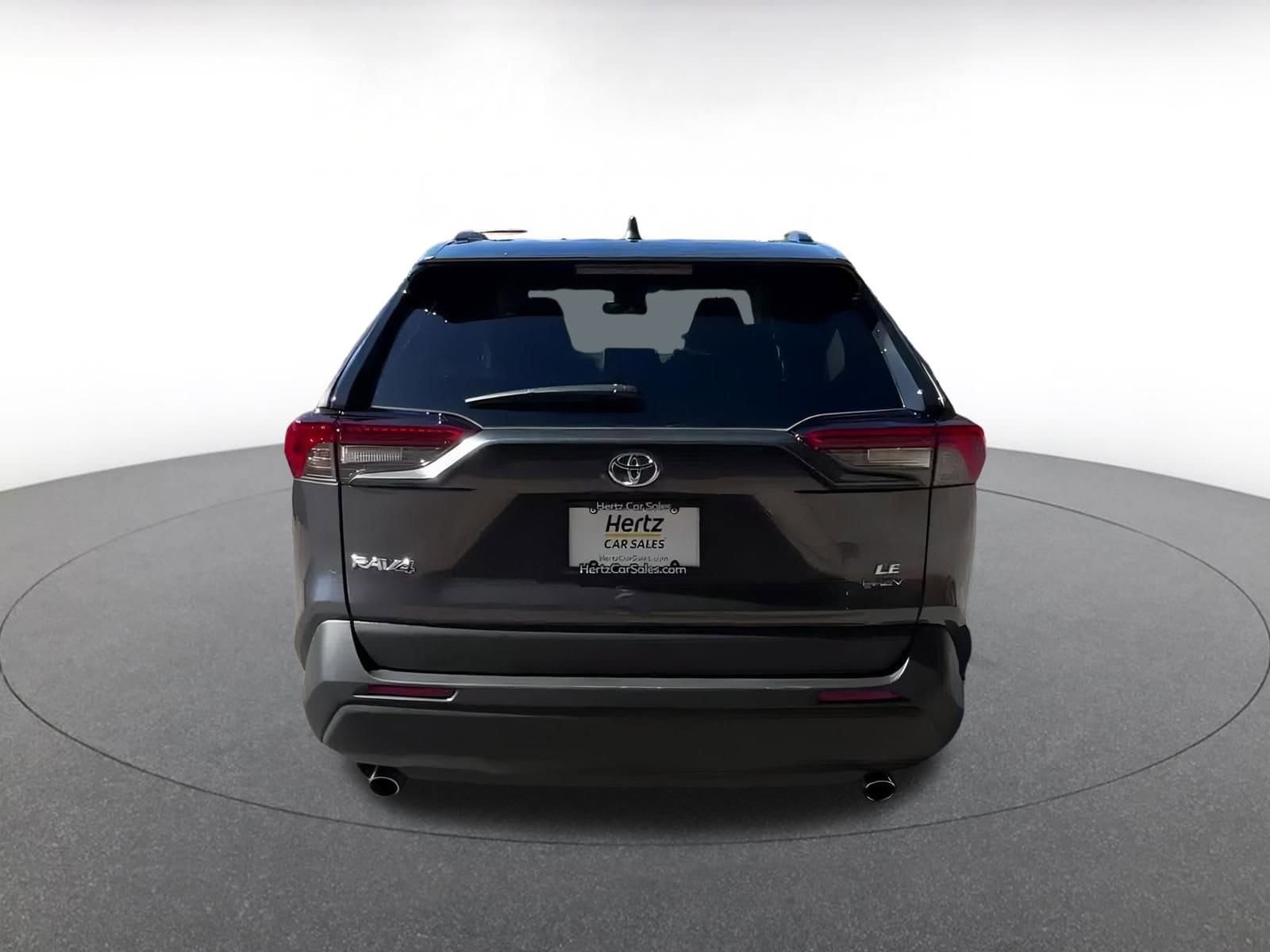 Thumbnail: 2025 Toyota RAV4 - 12