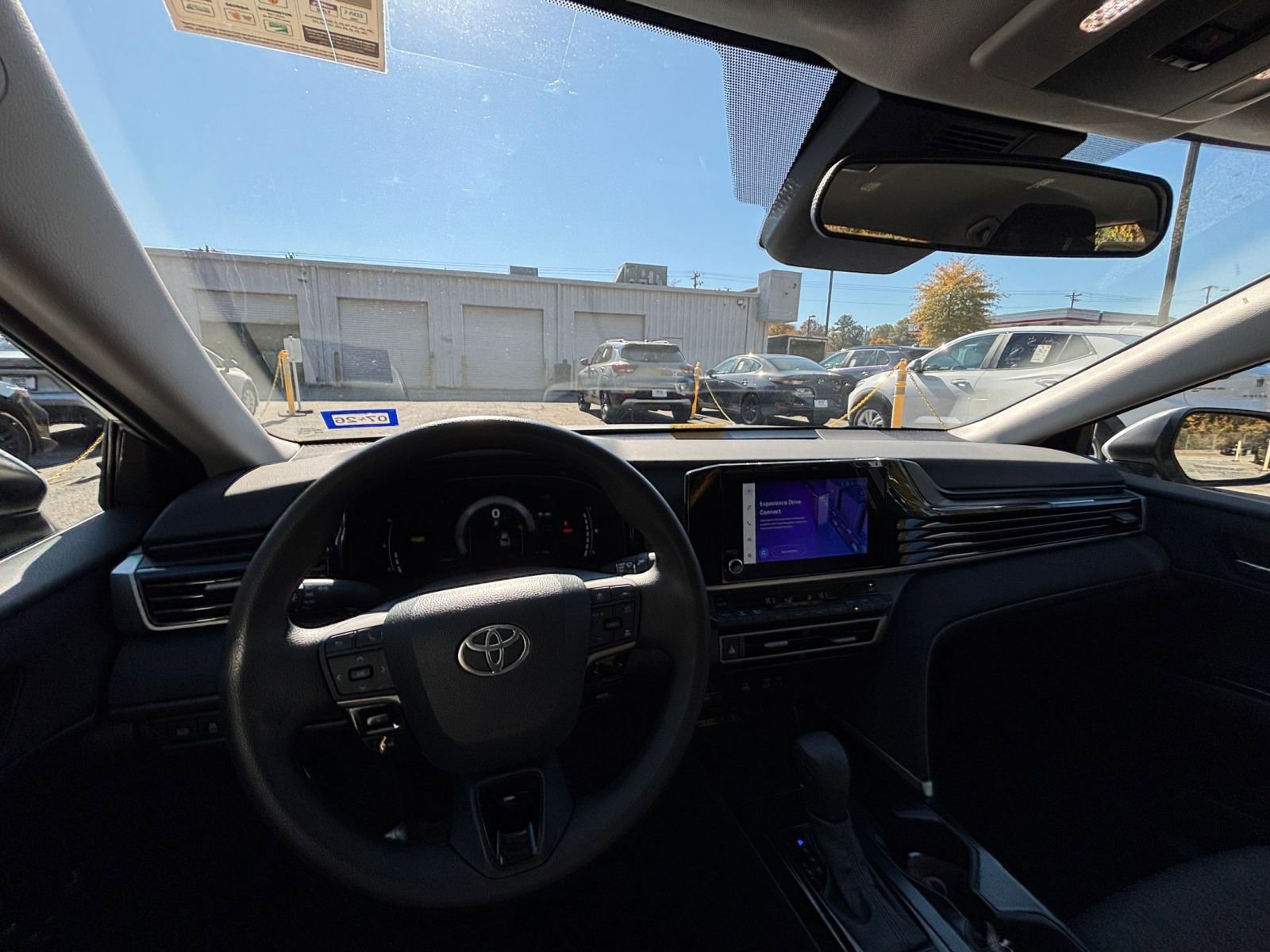 Thumbnail: 2025 Toyota Camry - 33