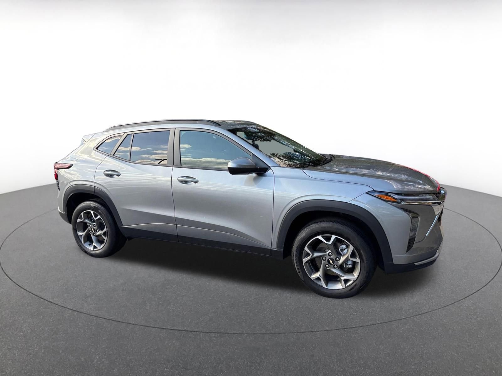 Thumbnail: 2025 Chevrolet Trax - 1