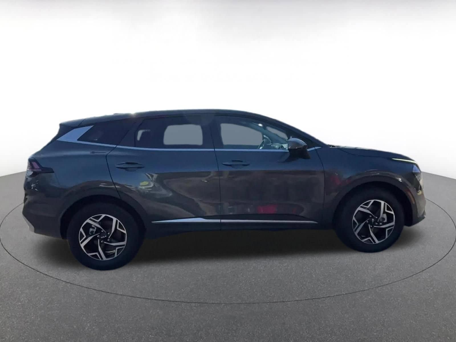 Thumbnail: 2025 Kia Sportage - 16