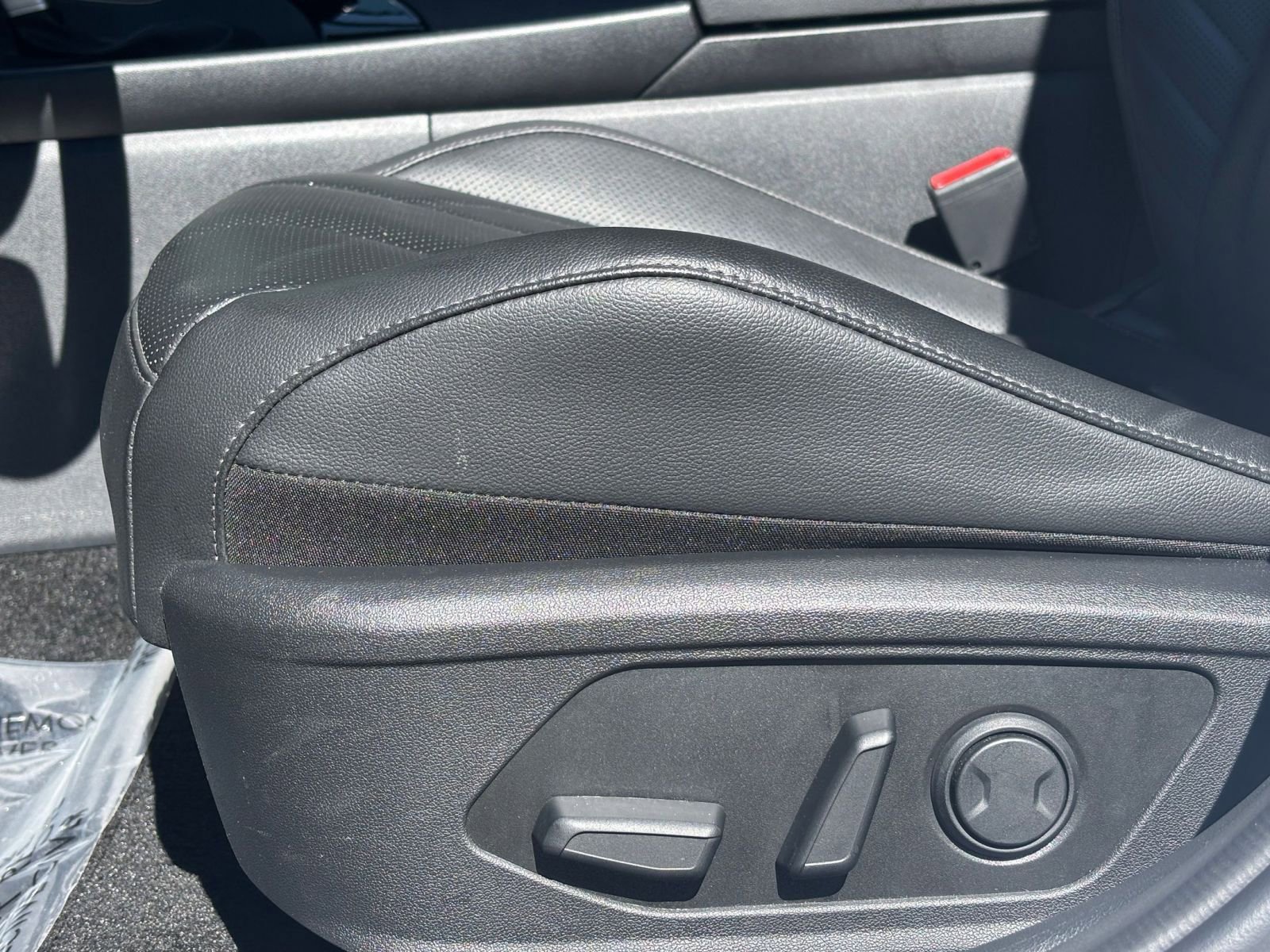 Thumbnail: 2025 Hyundai Elantra - 23