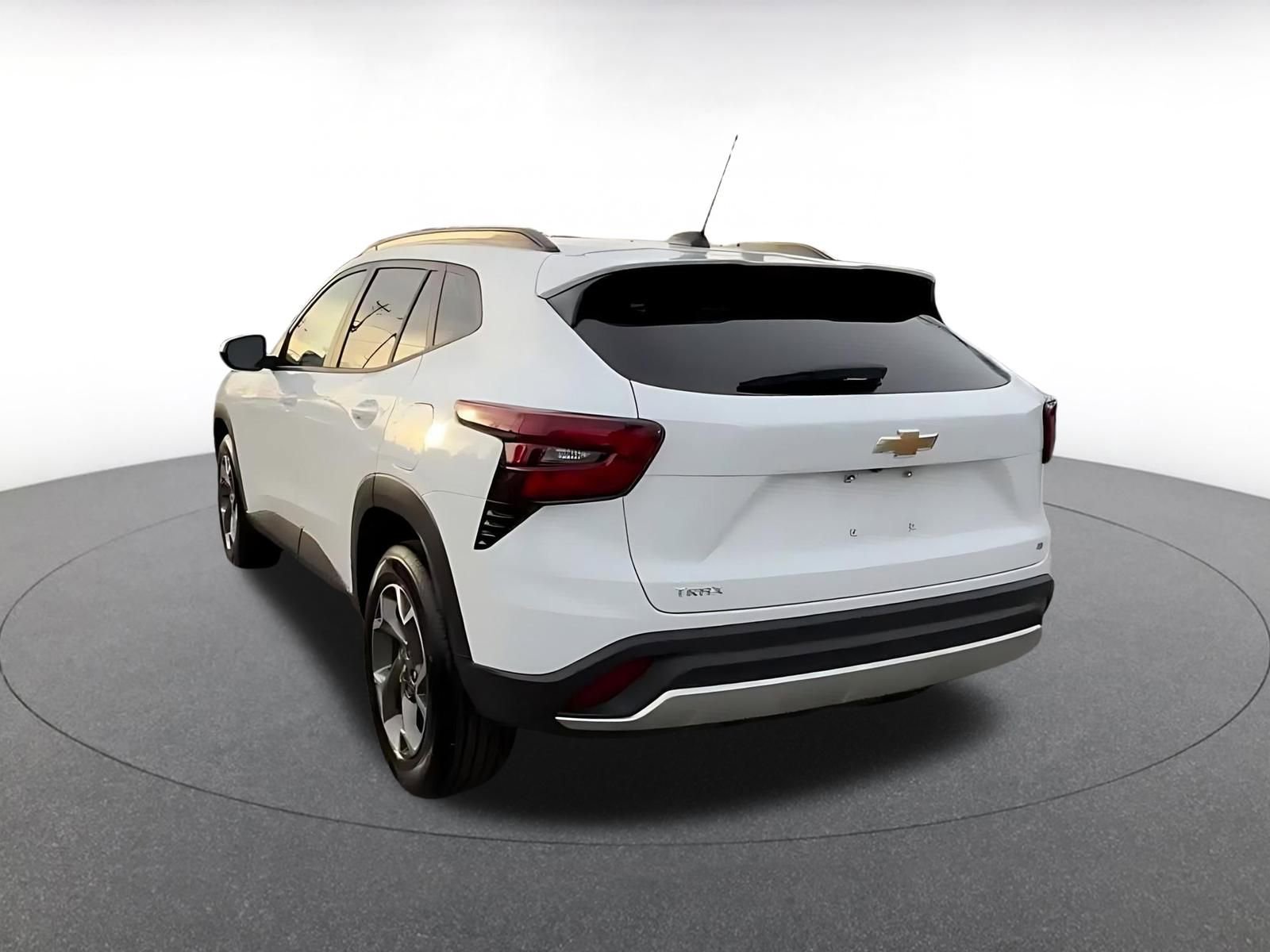 Thumbnail: 2025 Chevrolet Trax - 11