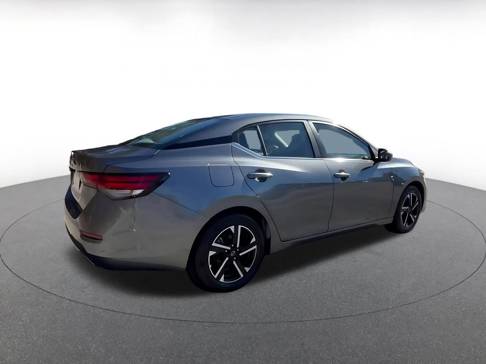 Thumbnail: 2025 Nissan Sentra - 12