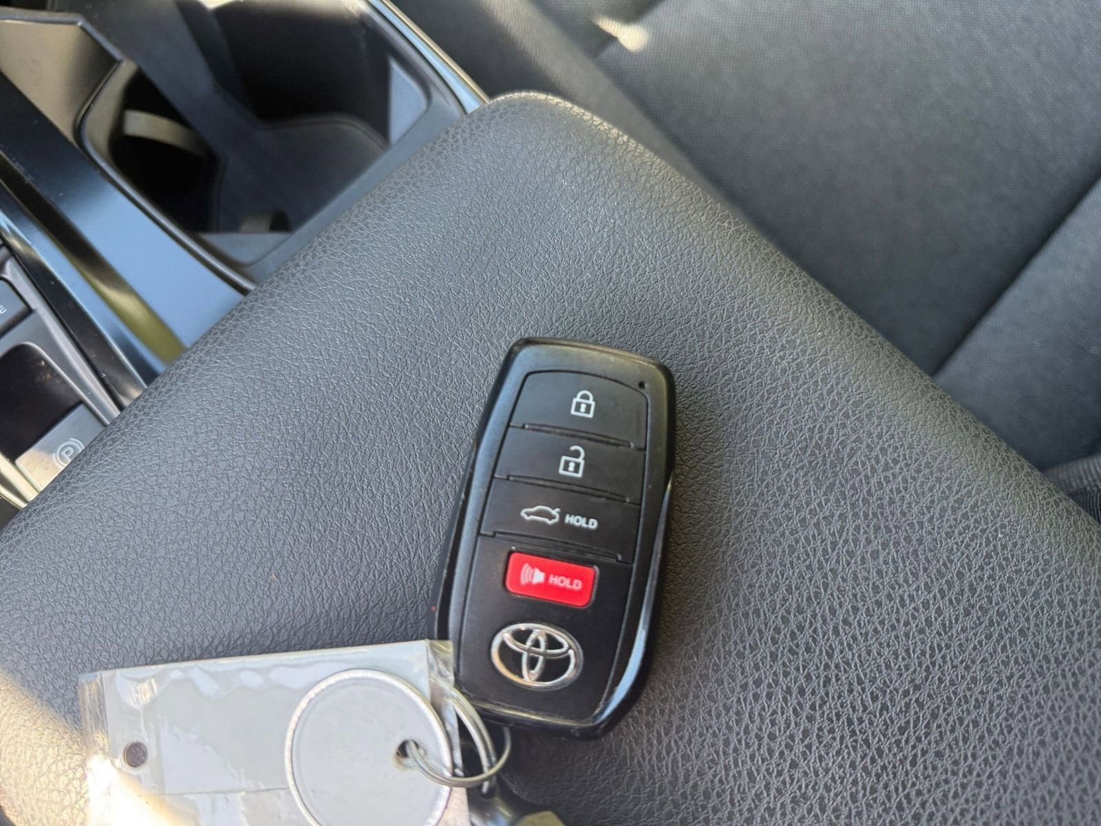 Thumbnail: 2025 Toyota Camry - 23