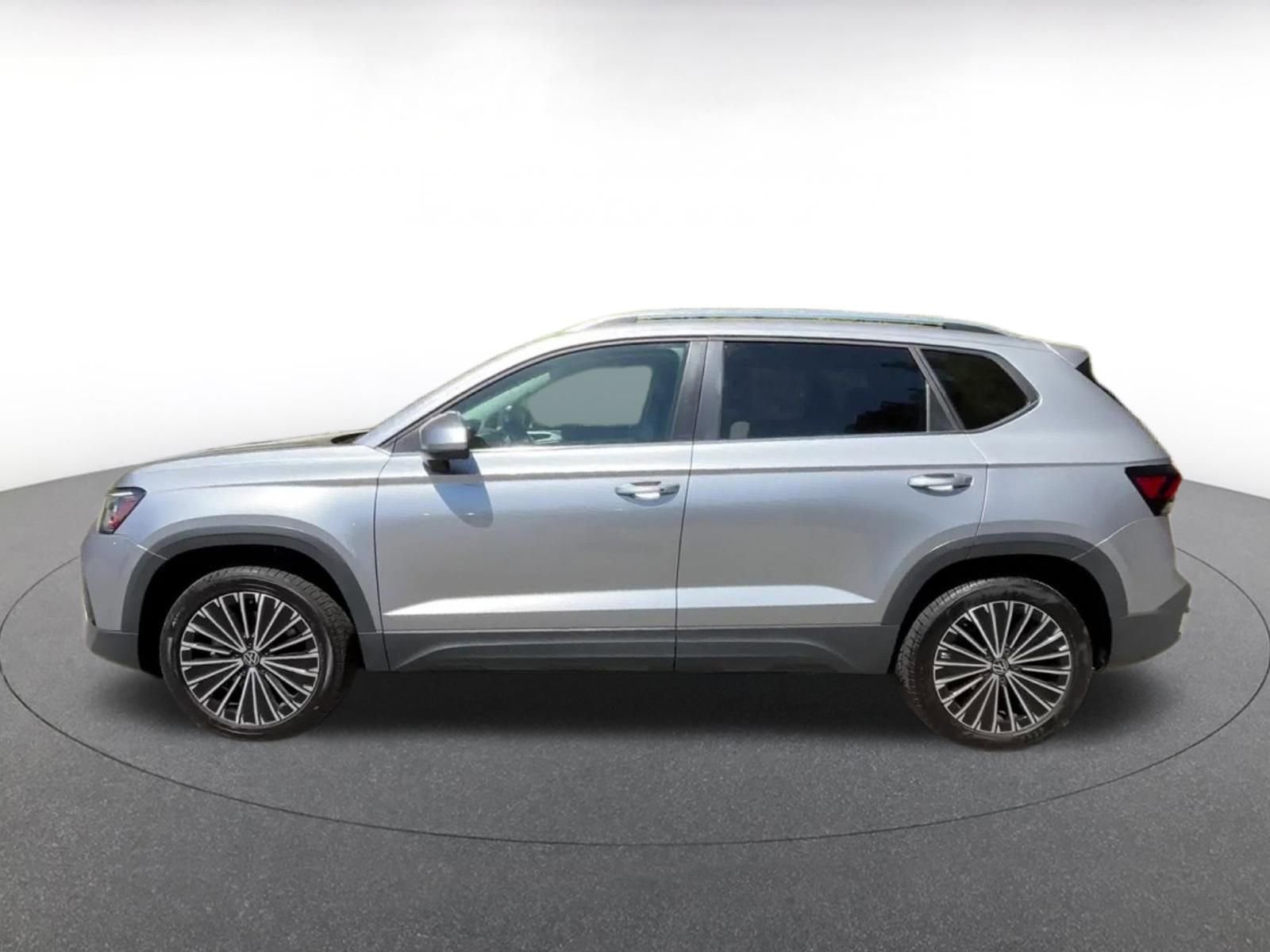 Thumbnail: 2025 Volkswagen Taos - 9