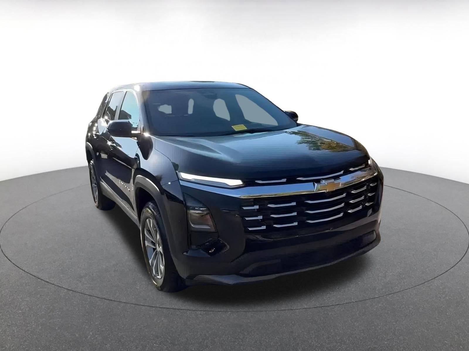 Thumbnail: 2025 Chevrolet Equinox - 3