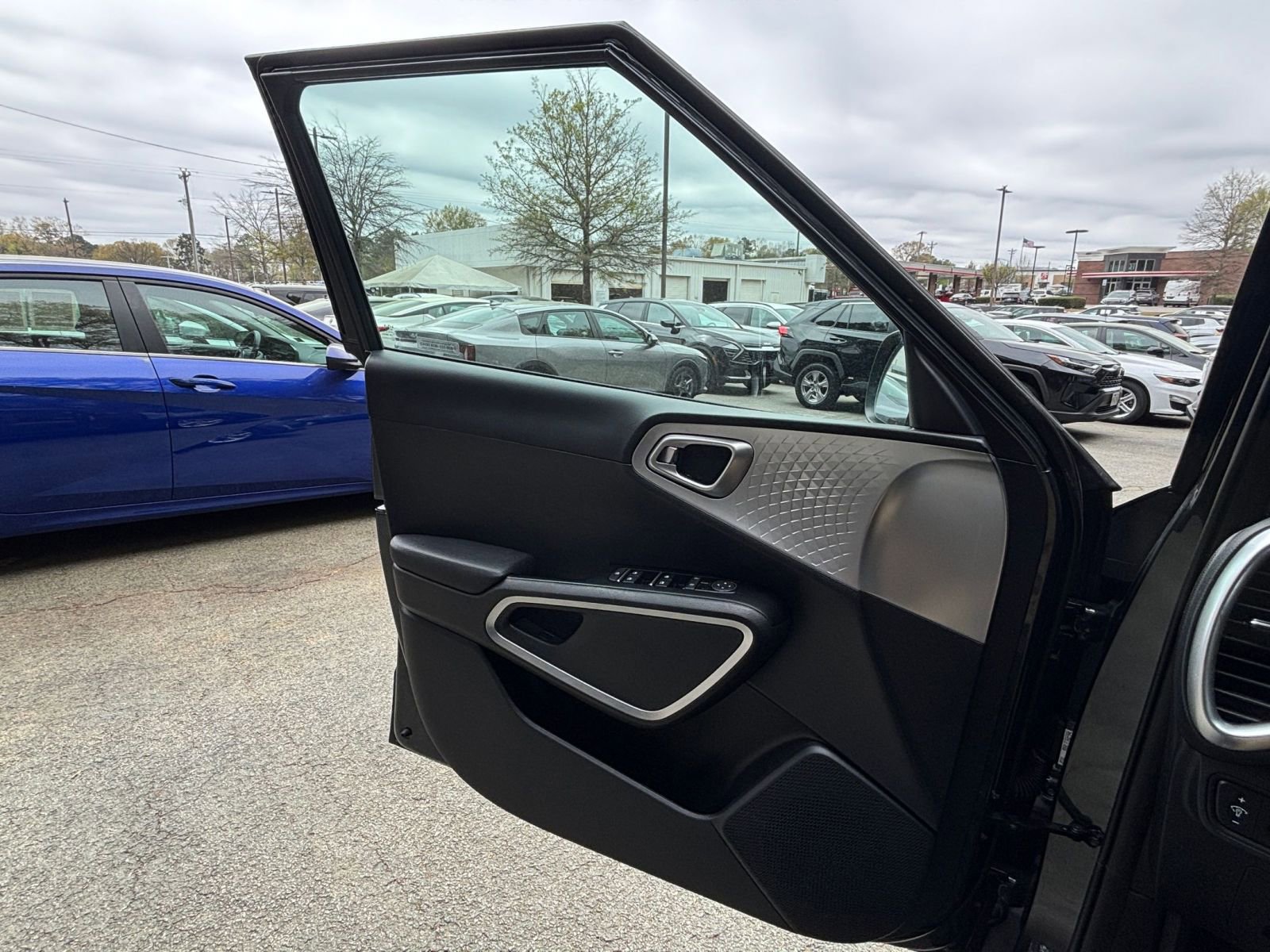 Thumbnail: 2025 Kia Soul - 18