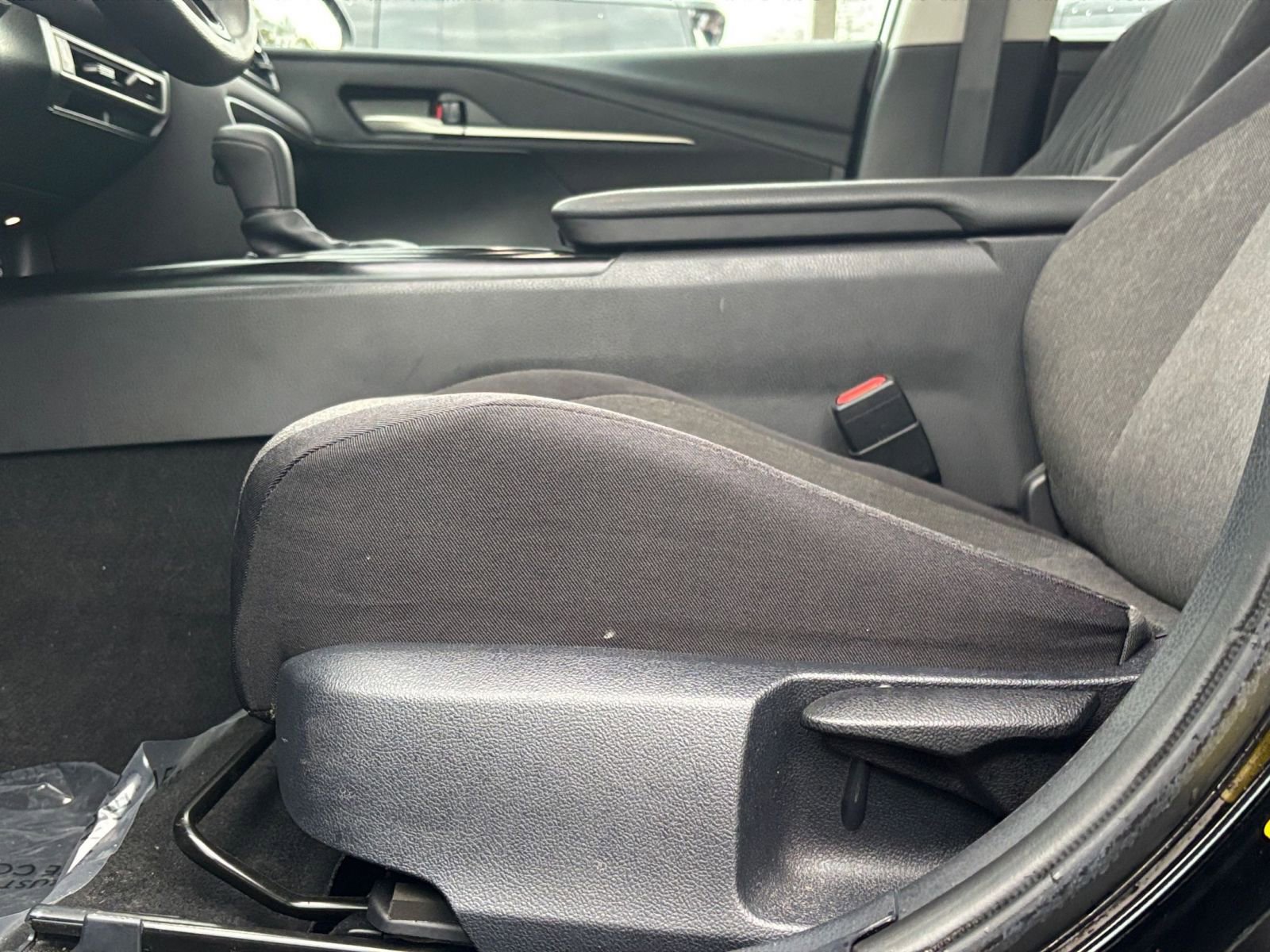 Thumbnail: 2025 Toyota Camry - 27