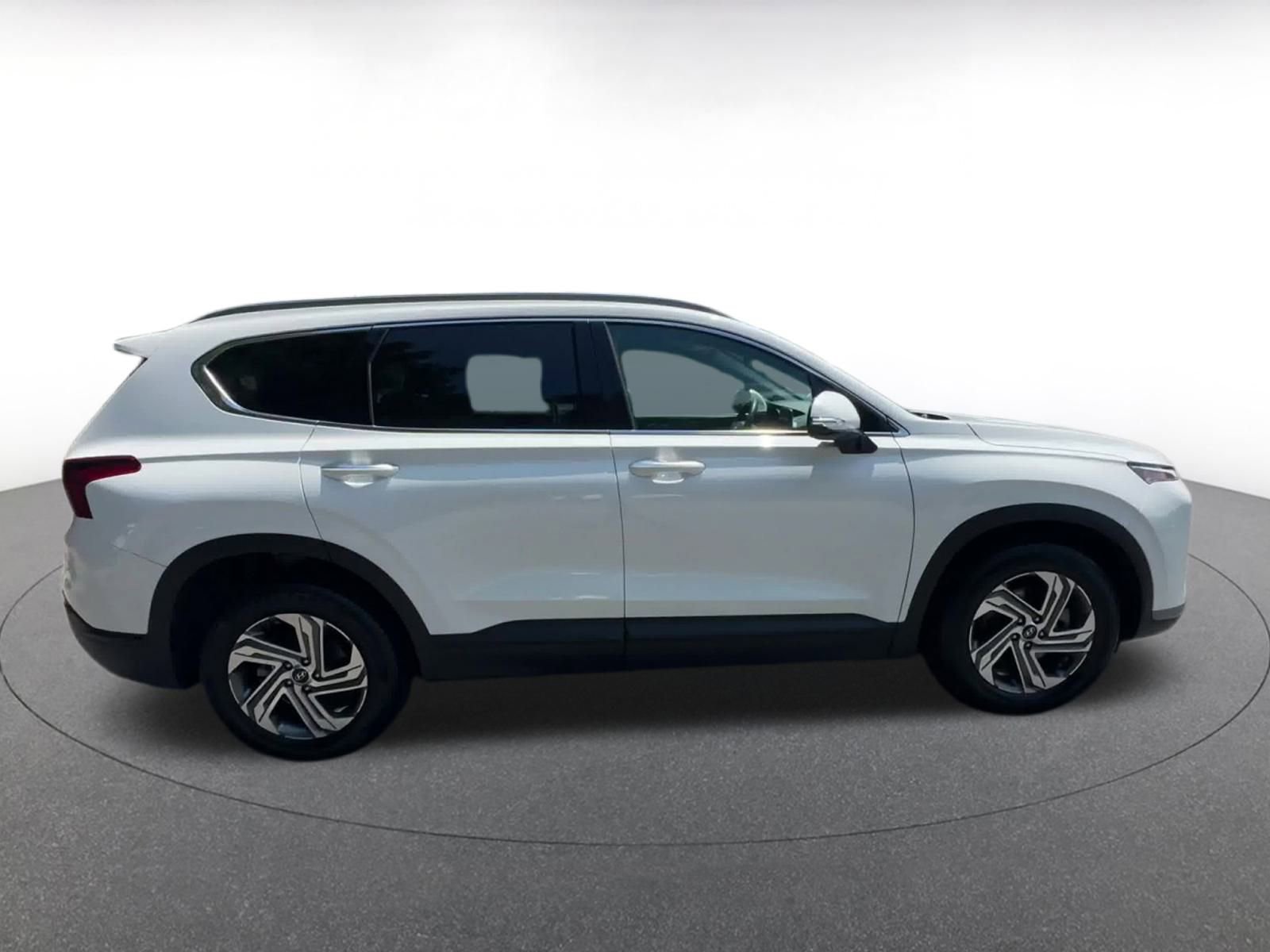 Thumbnail: 2023 Hyundai Santa Fe - 16