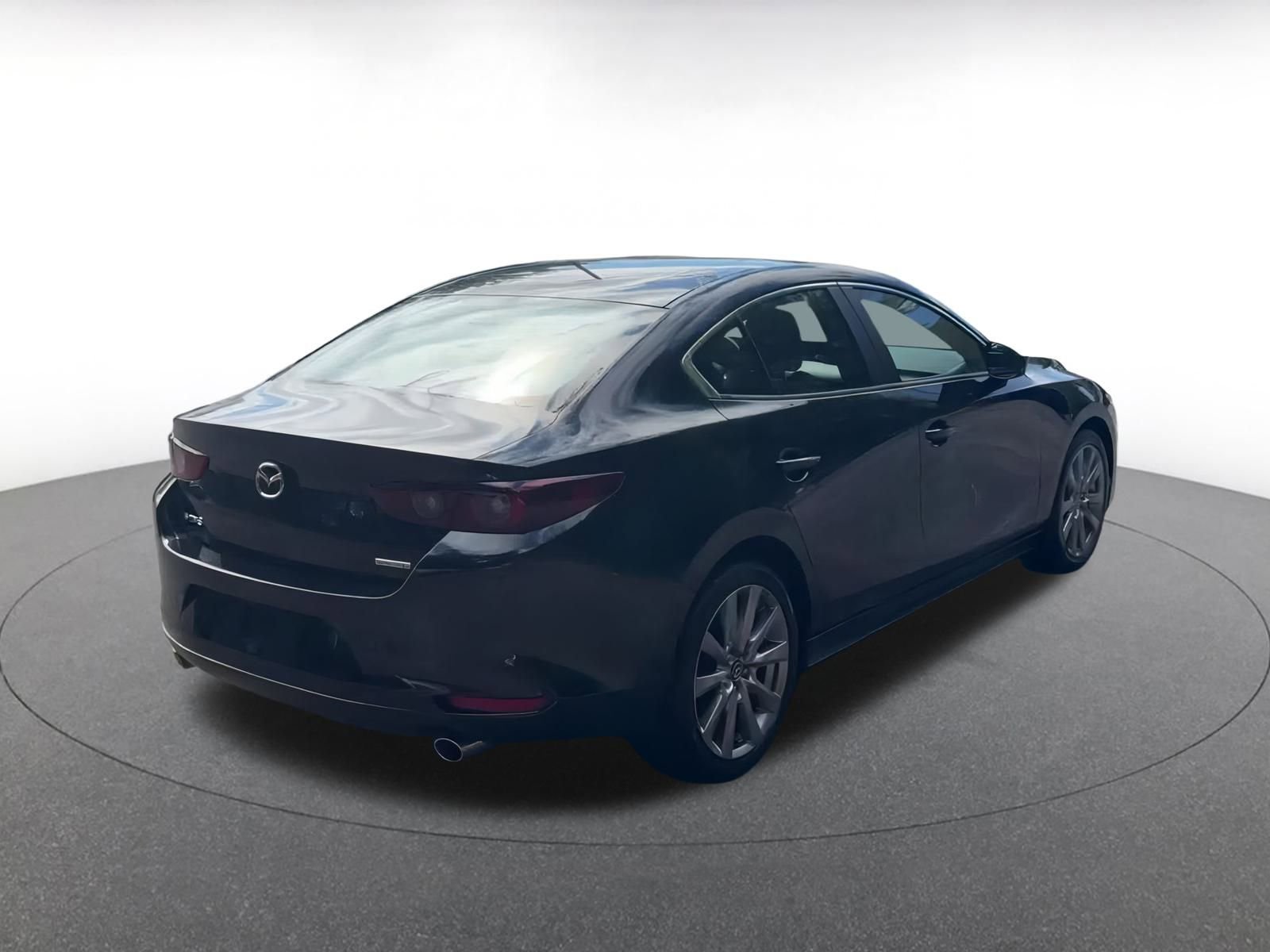 Thumbnail: 2025 Mazda Mazda3 - 15