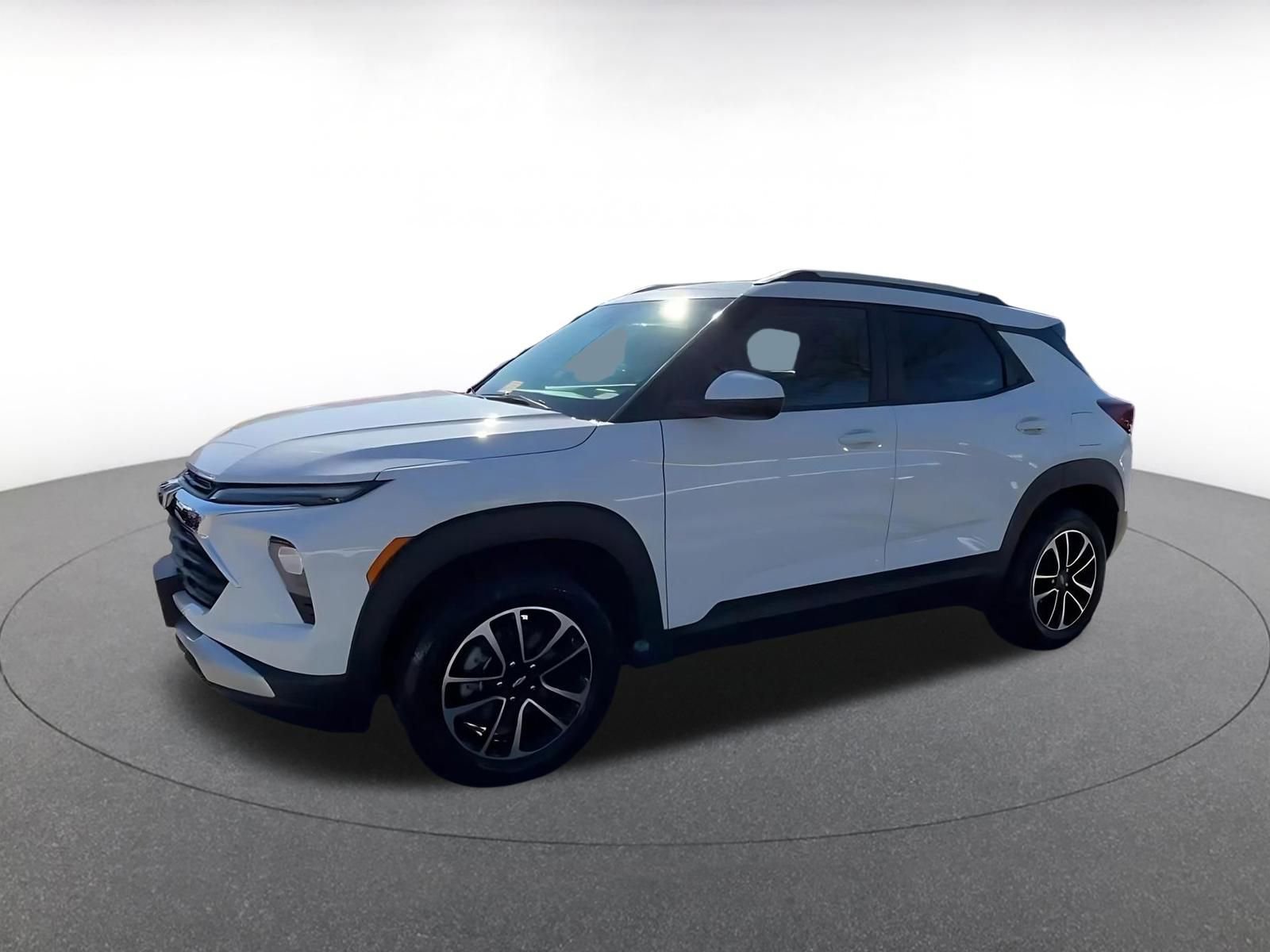 Thumbnail: 2025 Chevrolet TrailBlazer - 8