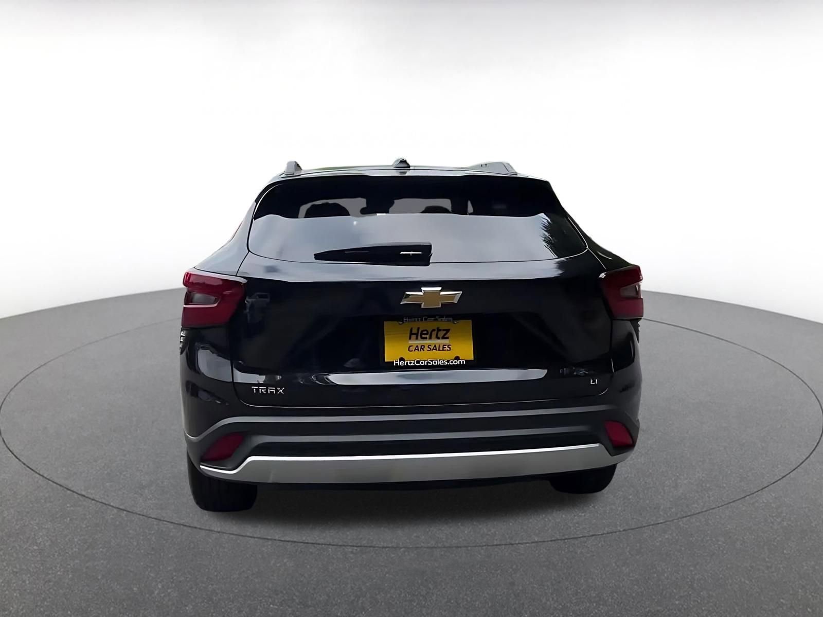 Thumbnail: 2025 Chevrolet Trax - 12