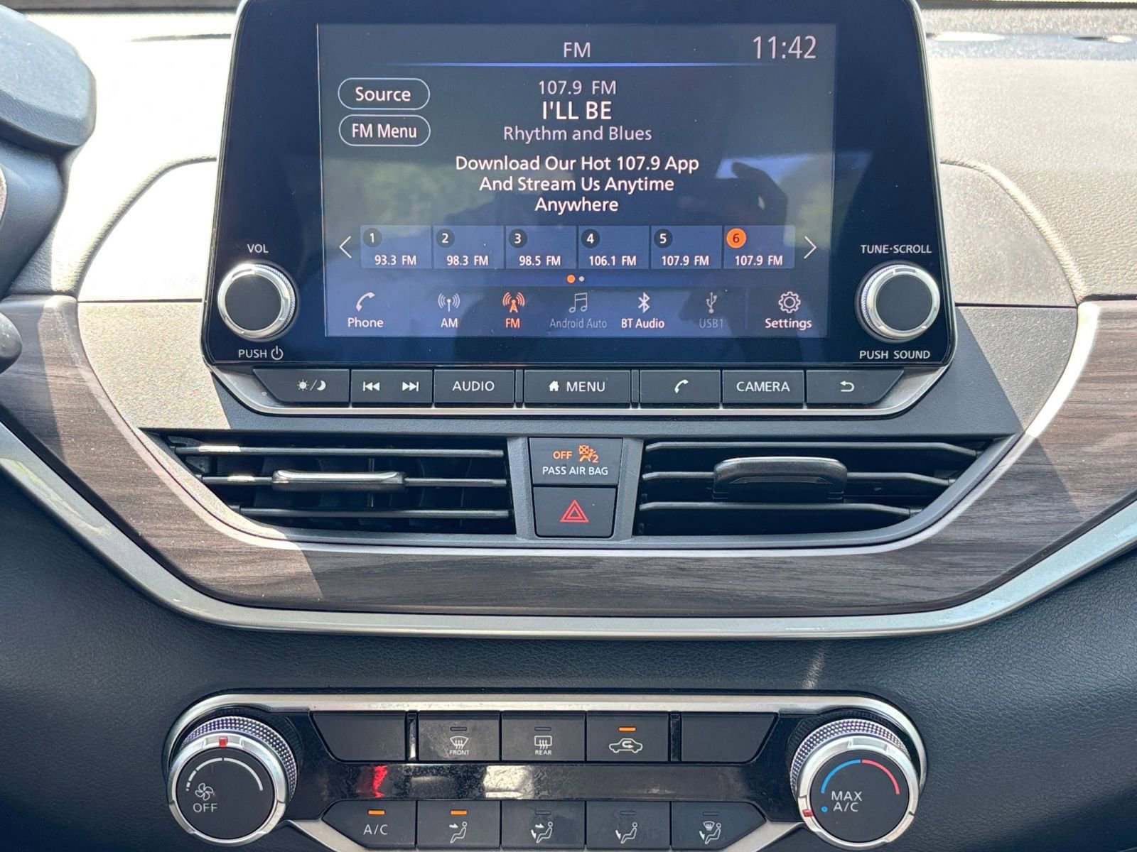 Thumbnail: 2025 Nissan Altima - 20