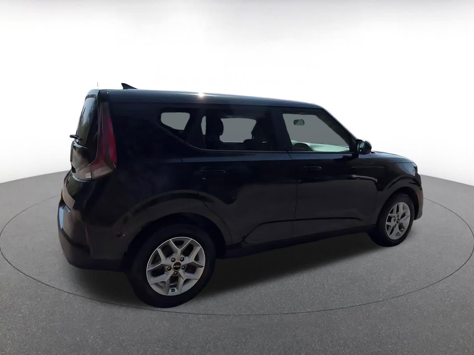 Thumbnail: 2025 Kia Soul - 15