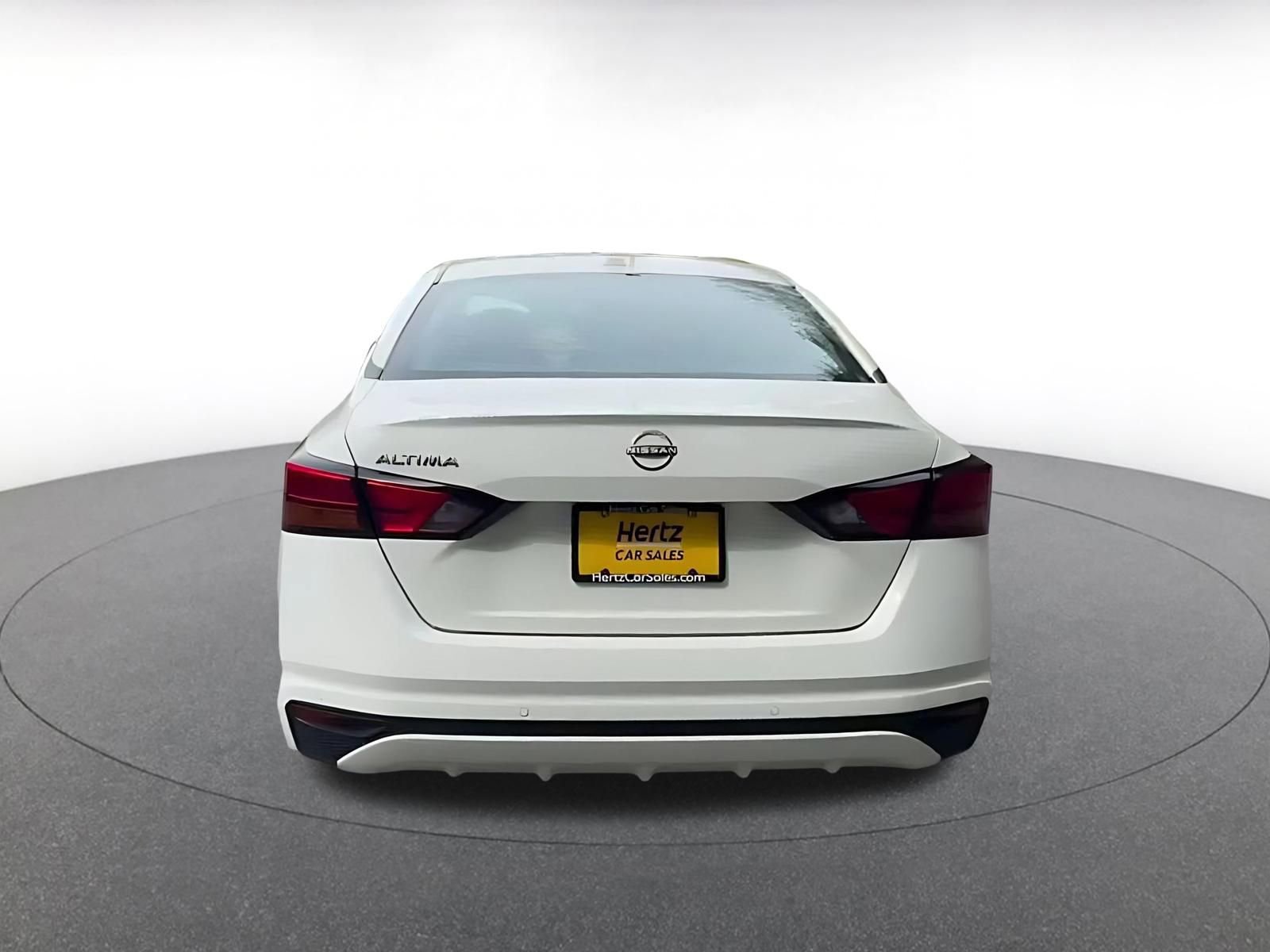 Thumbnail: 2025 Nissan Altima - 12