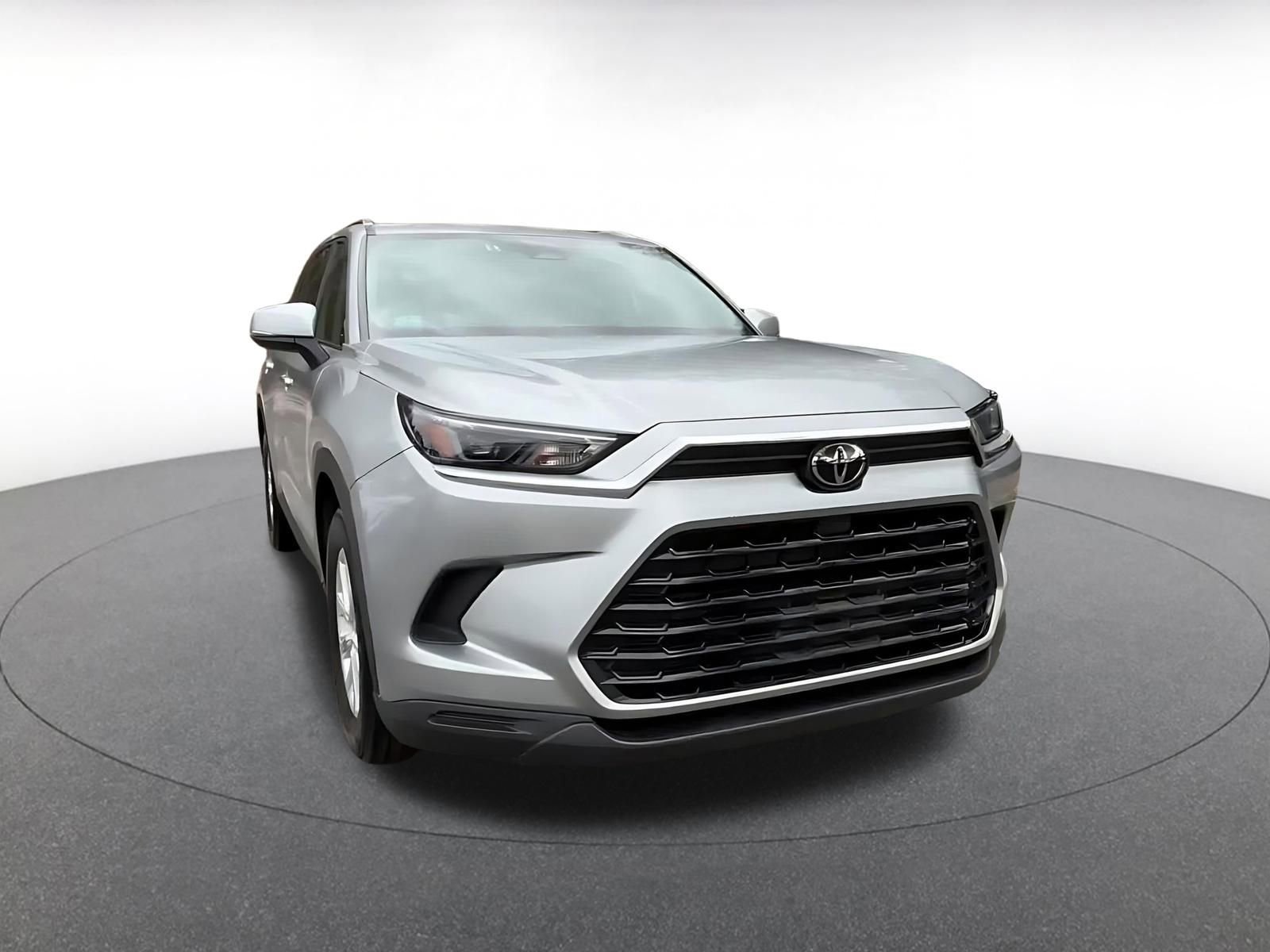 Thumbnail: 2025 Toyota Grand Highlander - 3