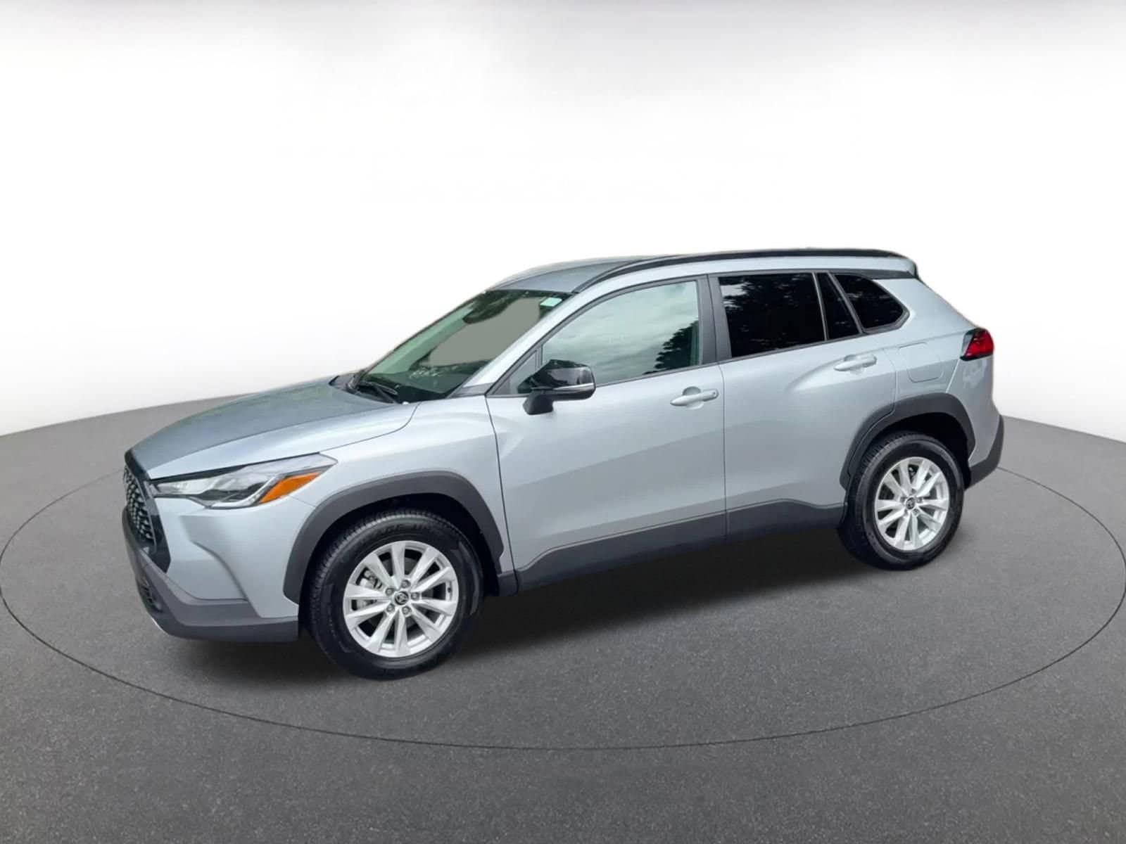 Thumbnail: 2025 Toyota Corolla Cross - 8