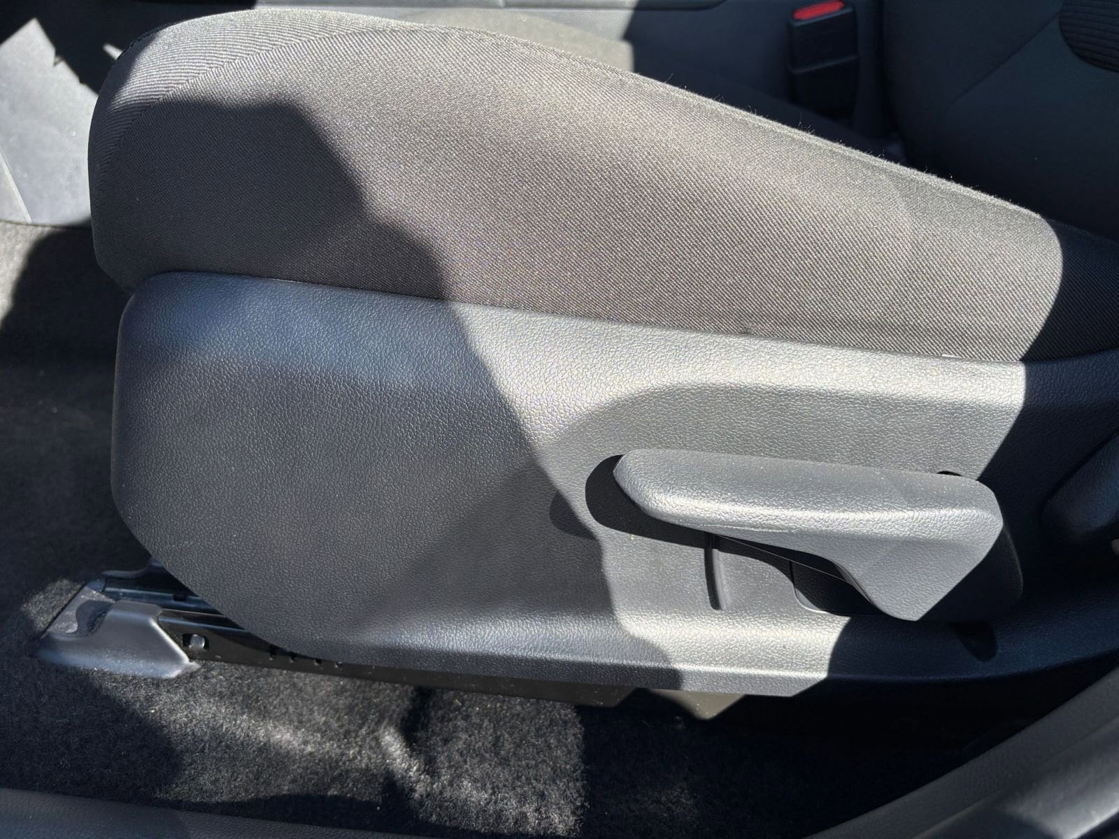 Thumbnail: 2025 Toyota RAV4 - 23