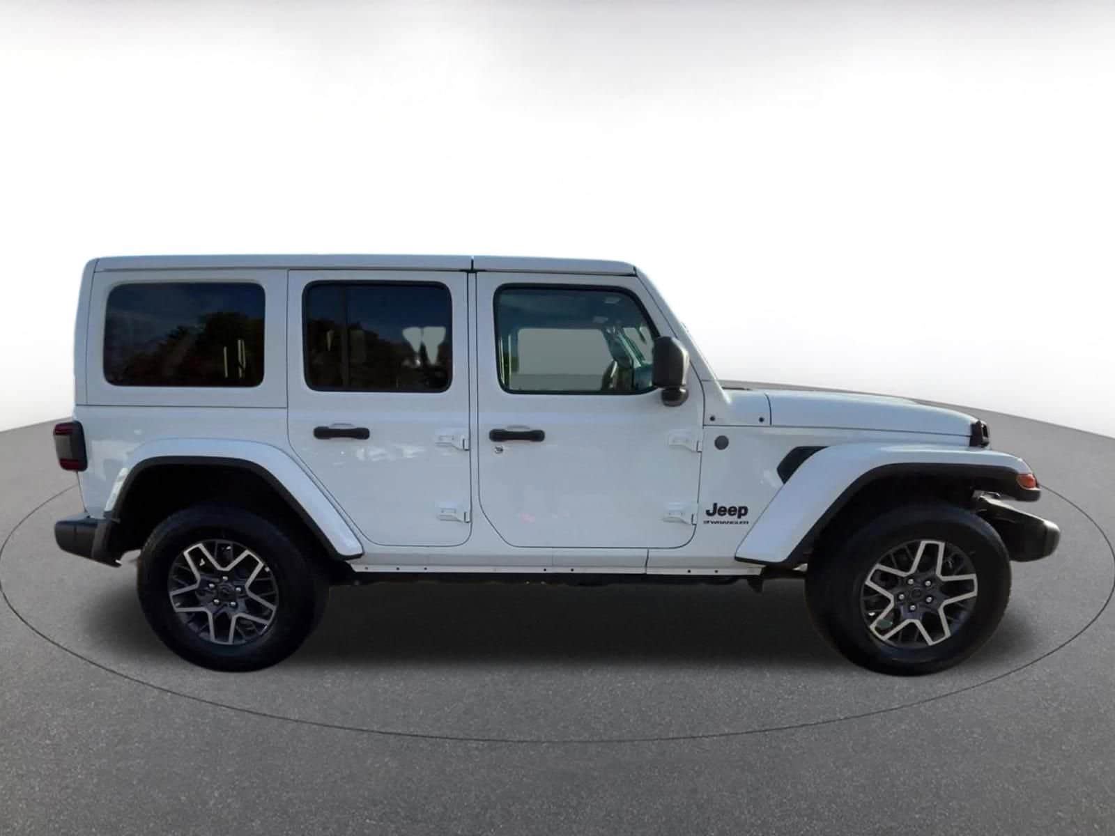 Thumbnail: 2025 Jeep Wrangler - 16