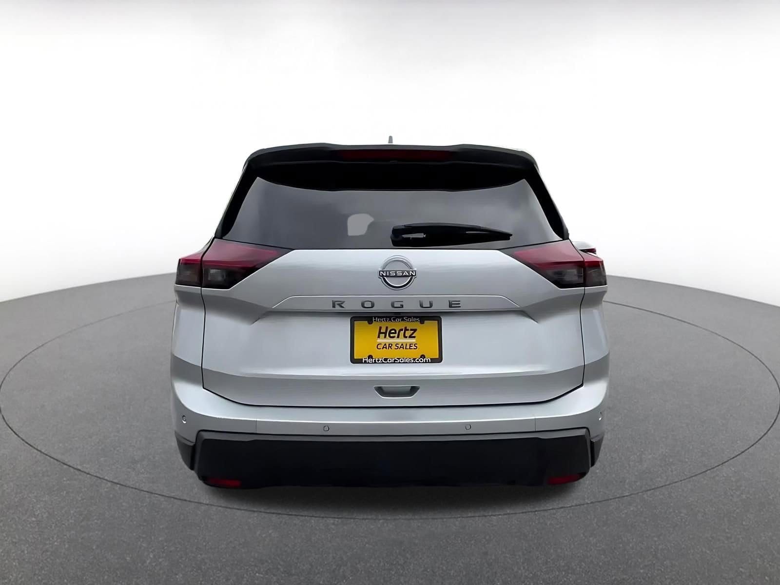 Thumbnail: 2025 Nissan Rogue - 12
