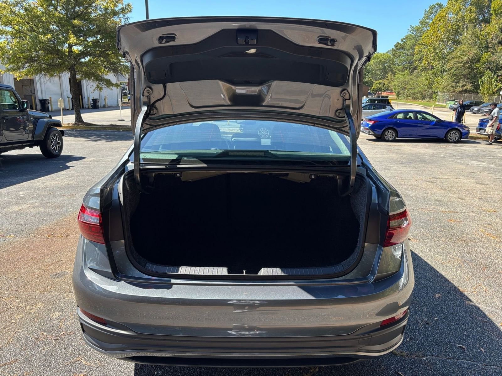 Thumbnail: 2025 Volkswagen Jetta - 31