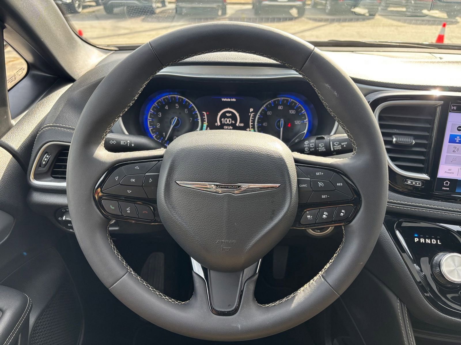 Thumbnail: 2025 Chrysler Pacifica - 35