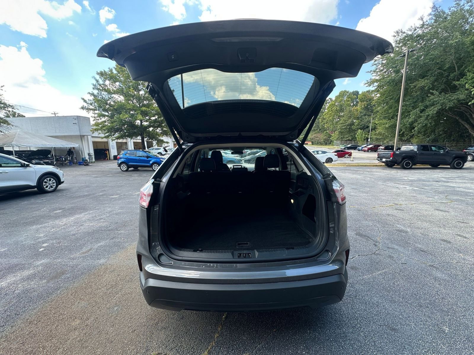 Thumbnail: 2023 Ford Edge - 31