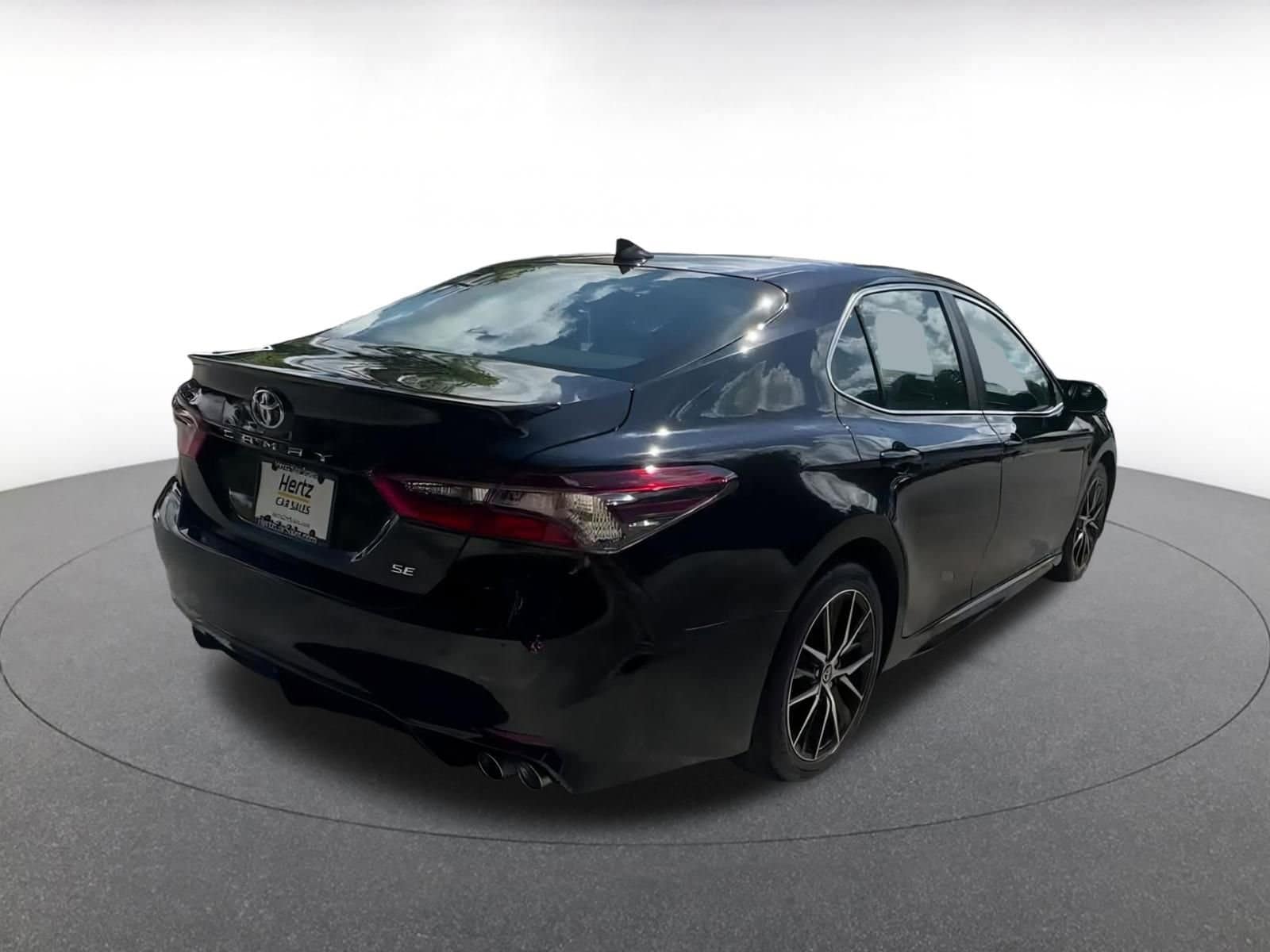 Thumbnail: 2024 Toyota Camry - 12