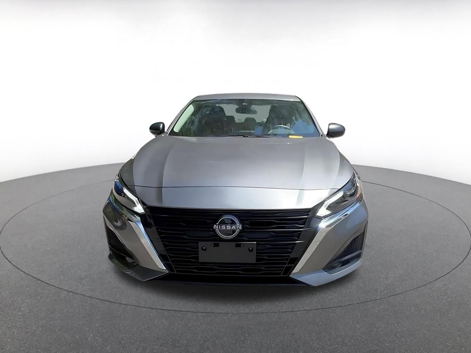 Thumbnail: 2025 Nissan Altima - 4