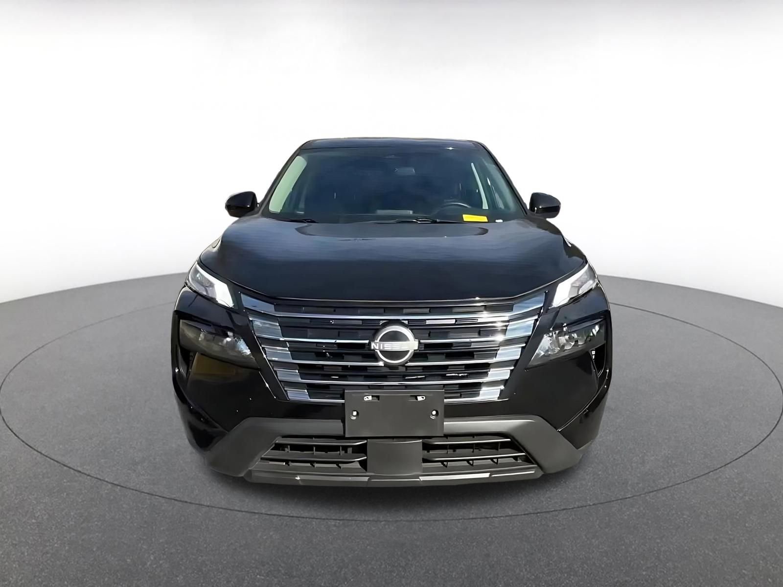 Thumbnail: 2025 Nissan Rogue - 4