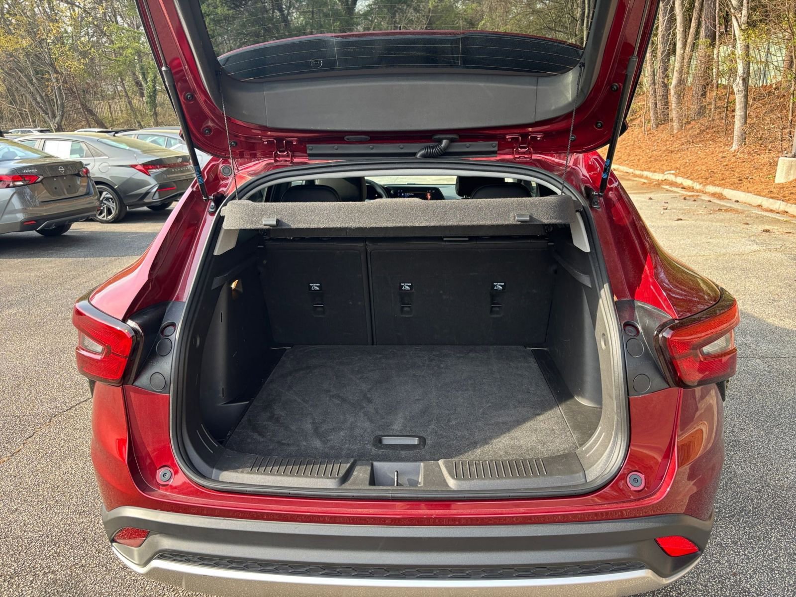 Thumbnail: 2025 Chevrolet Trax - 32