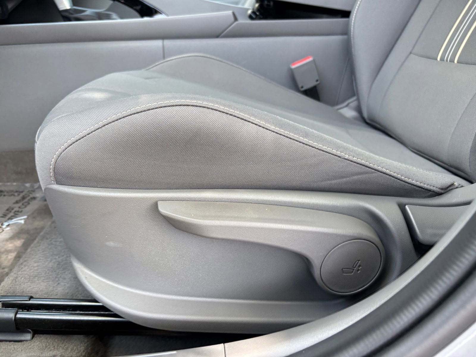 Thumbnail: 2025 Hyundai Elantra - 28