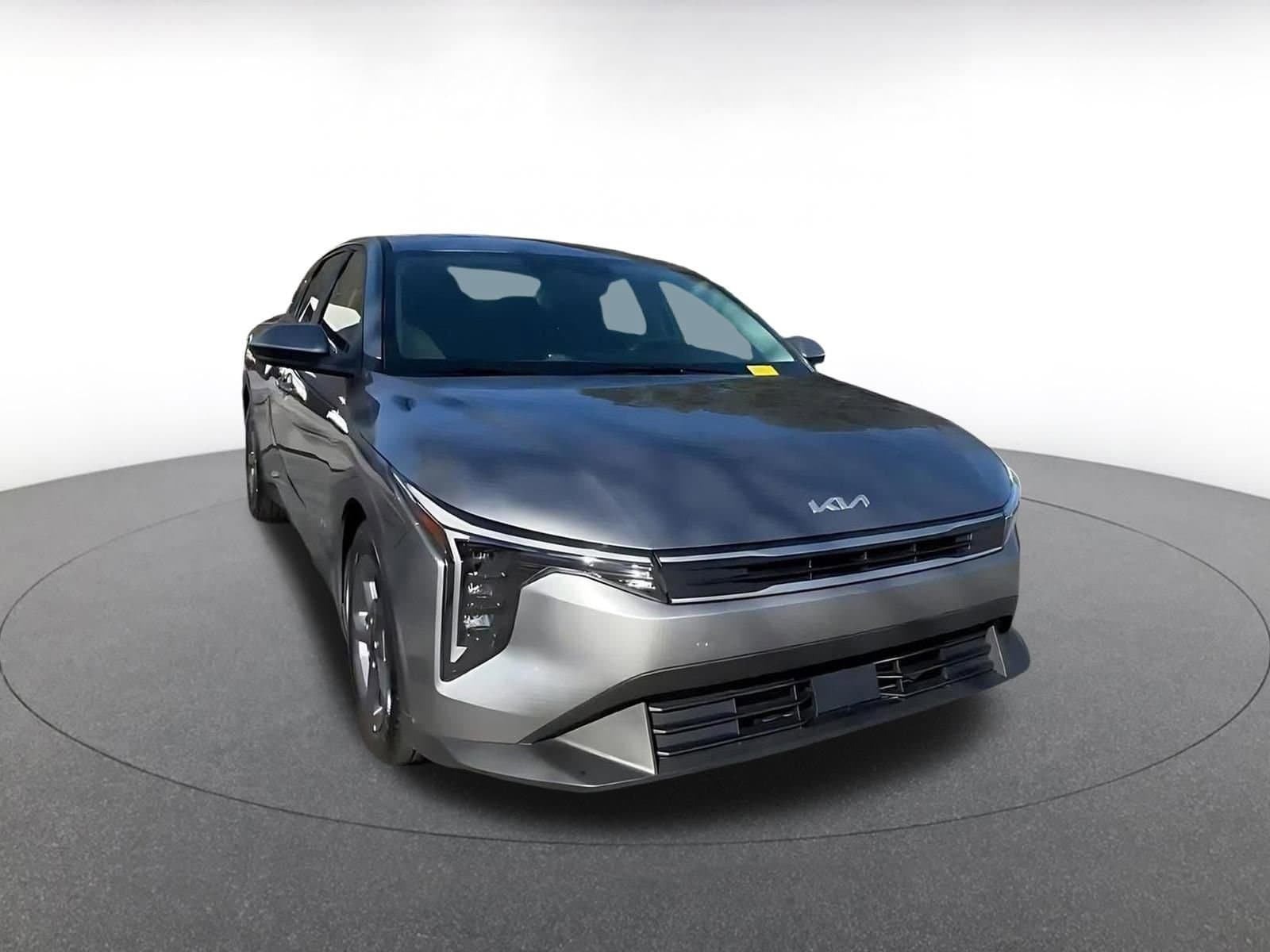 Thumbnail: 2025 Kia K4 - 3