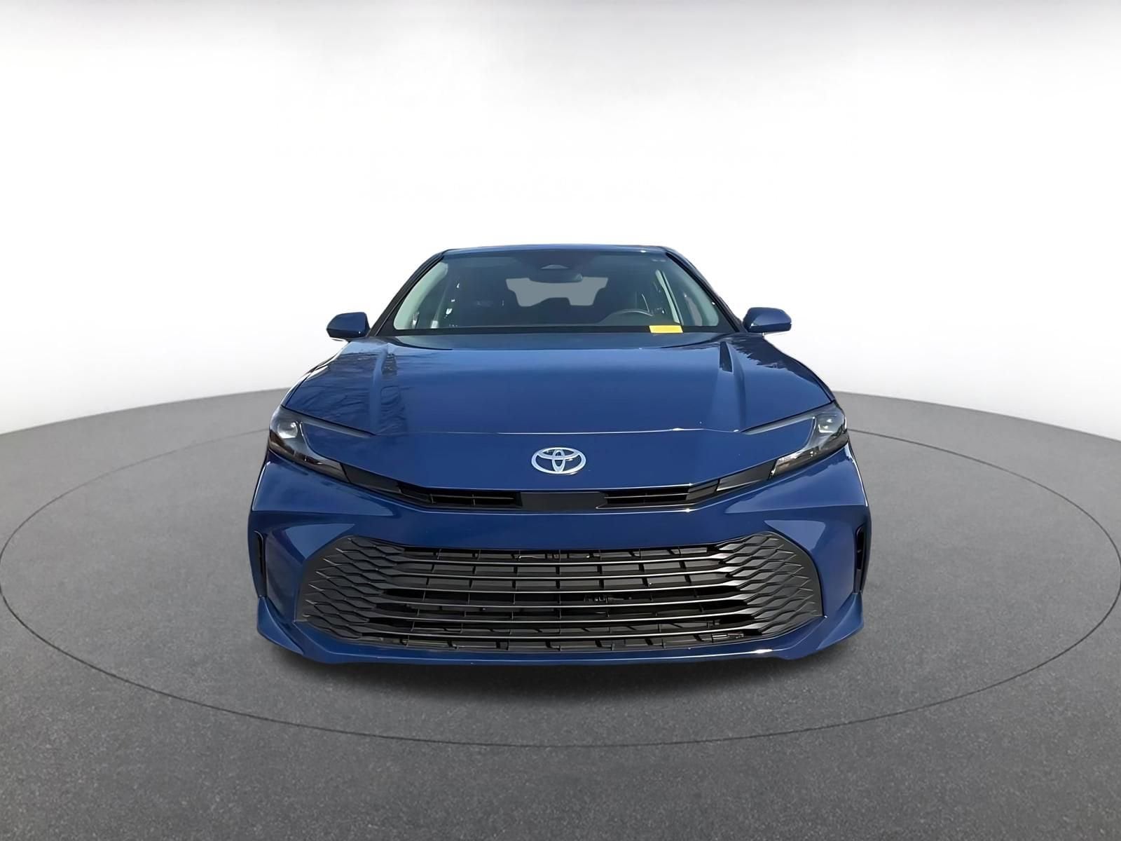 Thumbnail: 2025 Toyota Camry - 4
