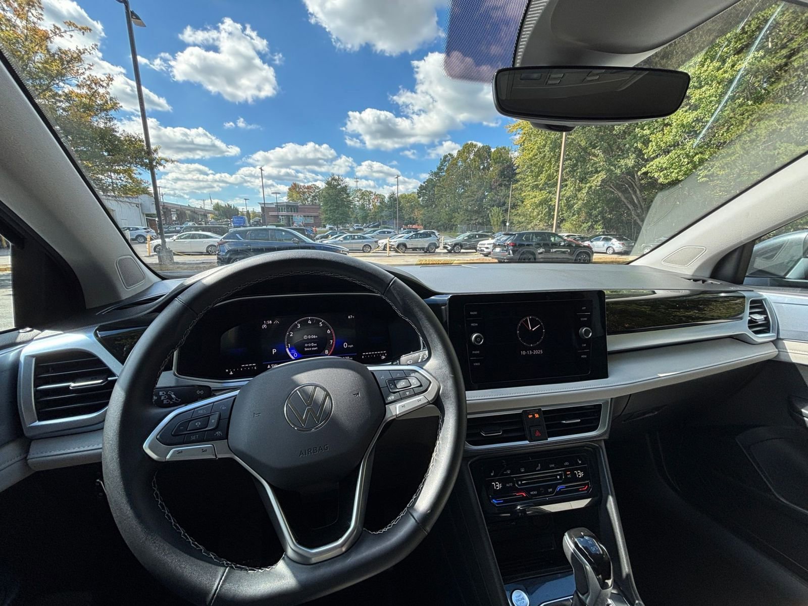 Thumbnail: 2025 Volkswagen Taos - 33