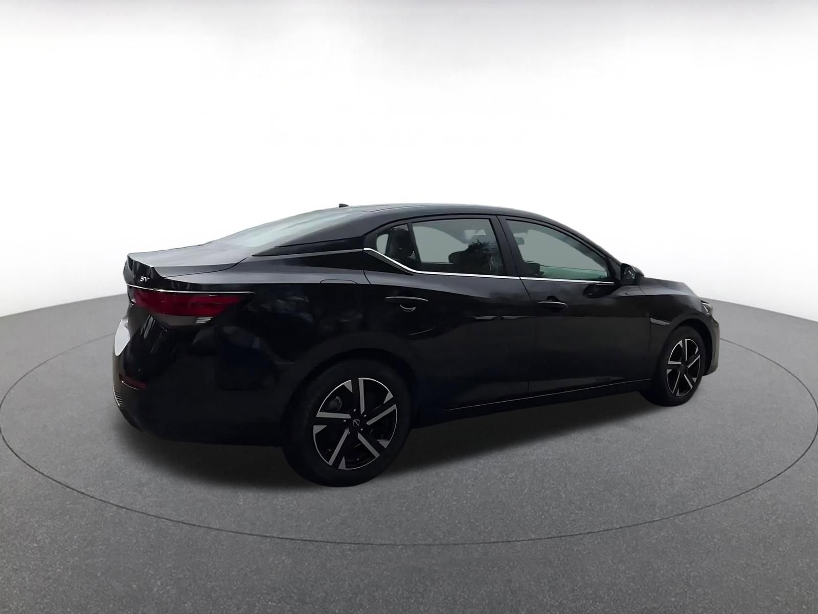 Thumbnail: 2024 Nissan Sentra - 15