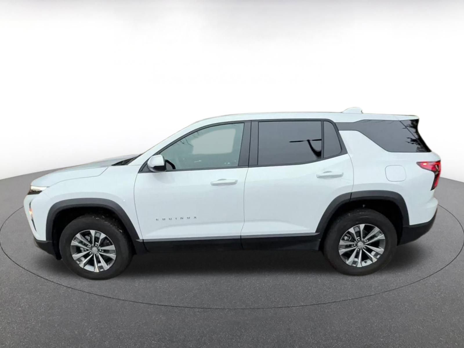 Thumbnail: 2025 Chevrolet Equinox - 9