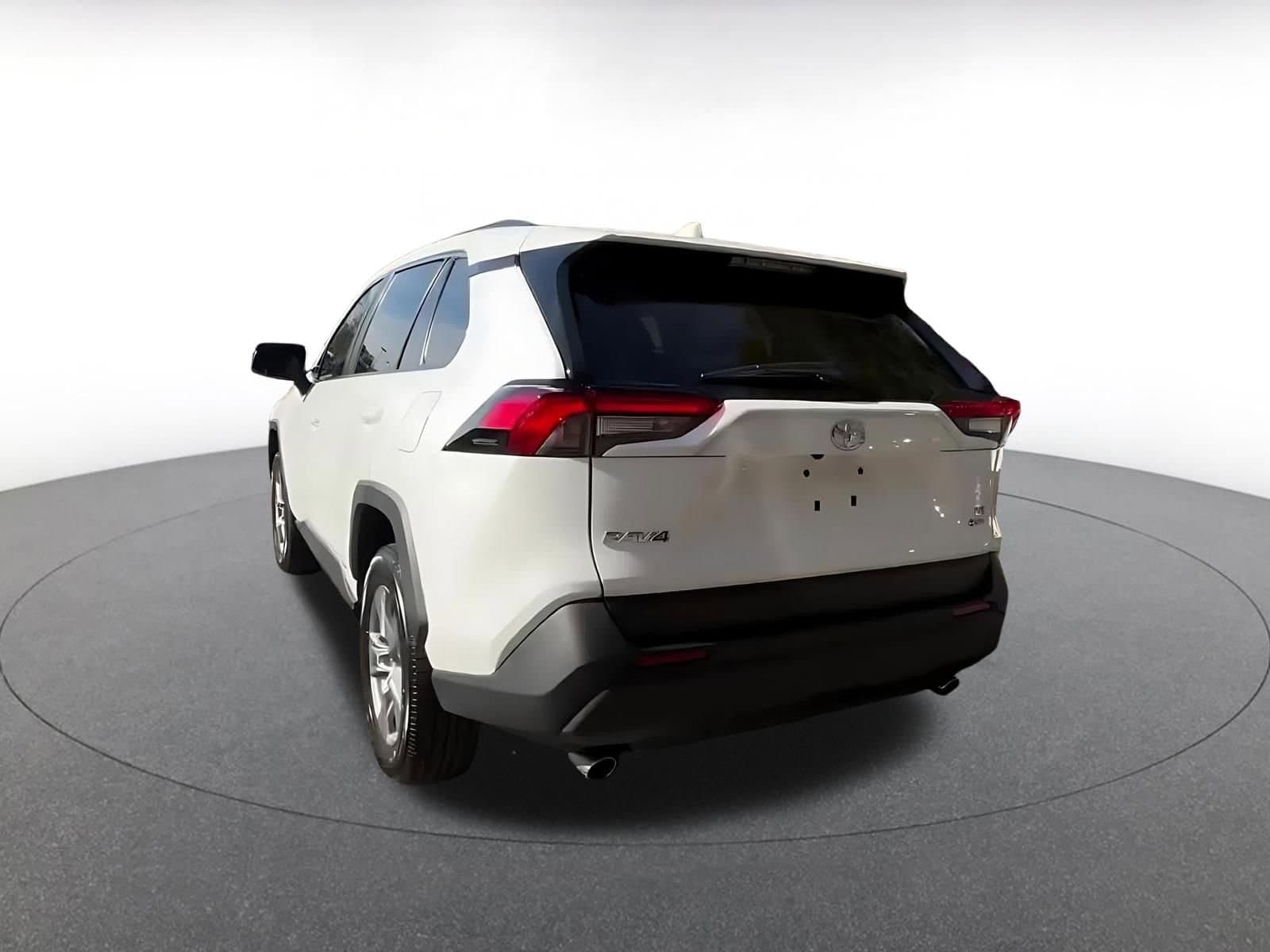 Thumbnail: 2025 Toyota RAV4 - 11