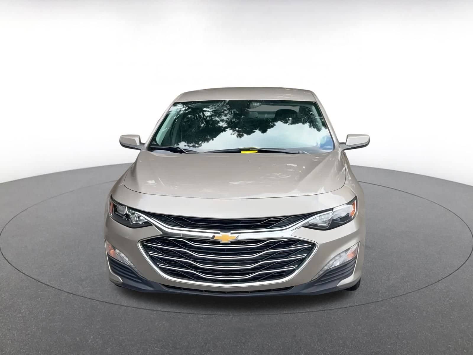 Thumbnail: 2024 Chevrolet Malibu - 5
