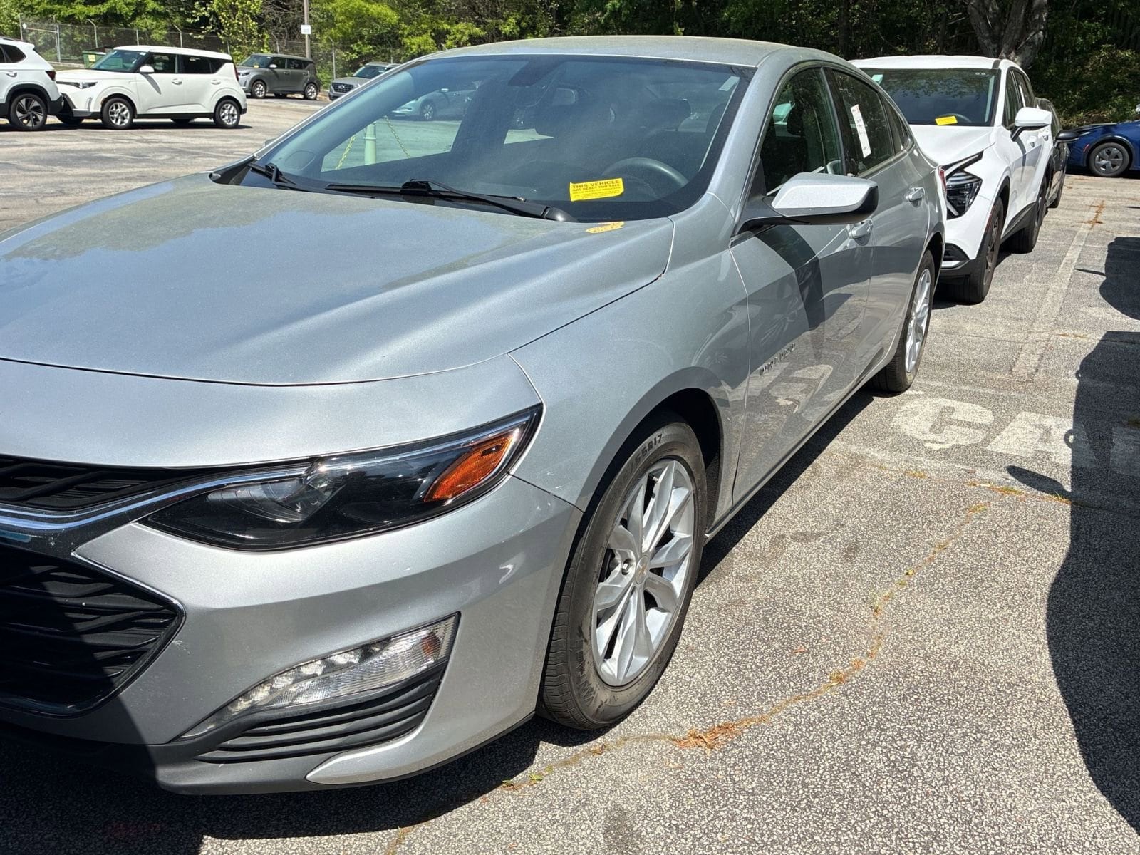 Thumbnail: 2022 Chevrolet Malibu - 3