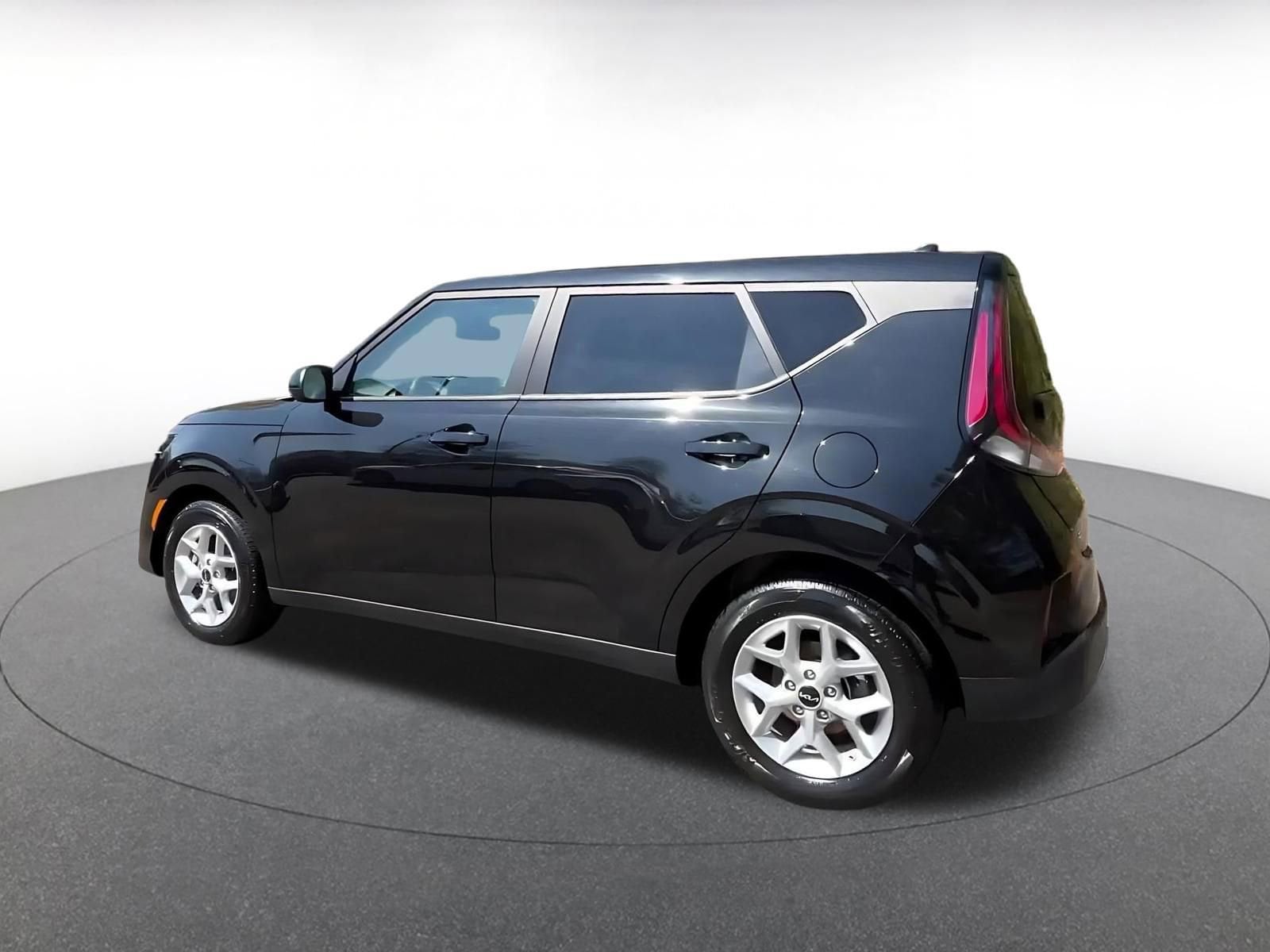 Thumbnail: 2025 Kia Soul - 10