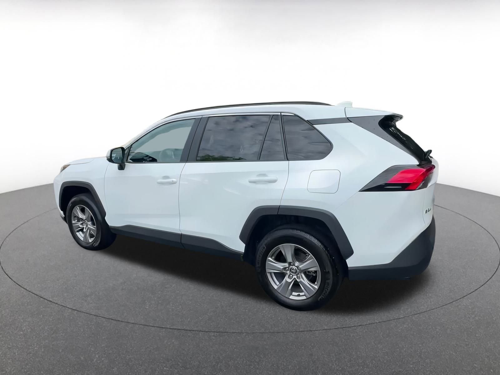 Thumbnail: 2024 Toyota RAV4 - 10
